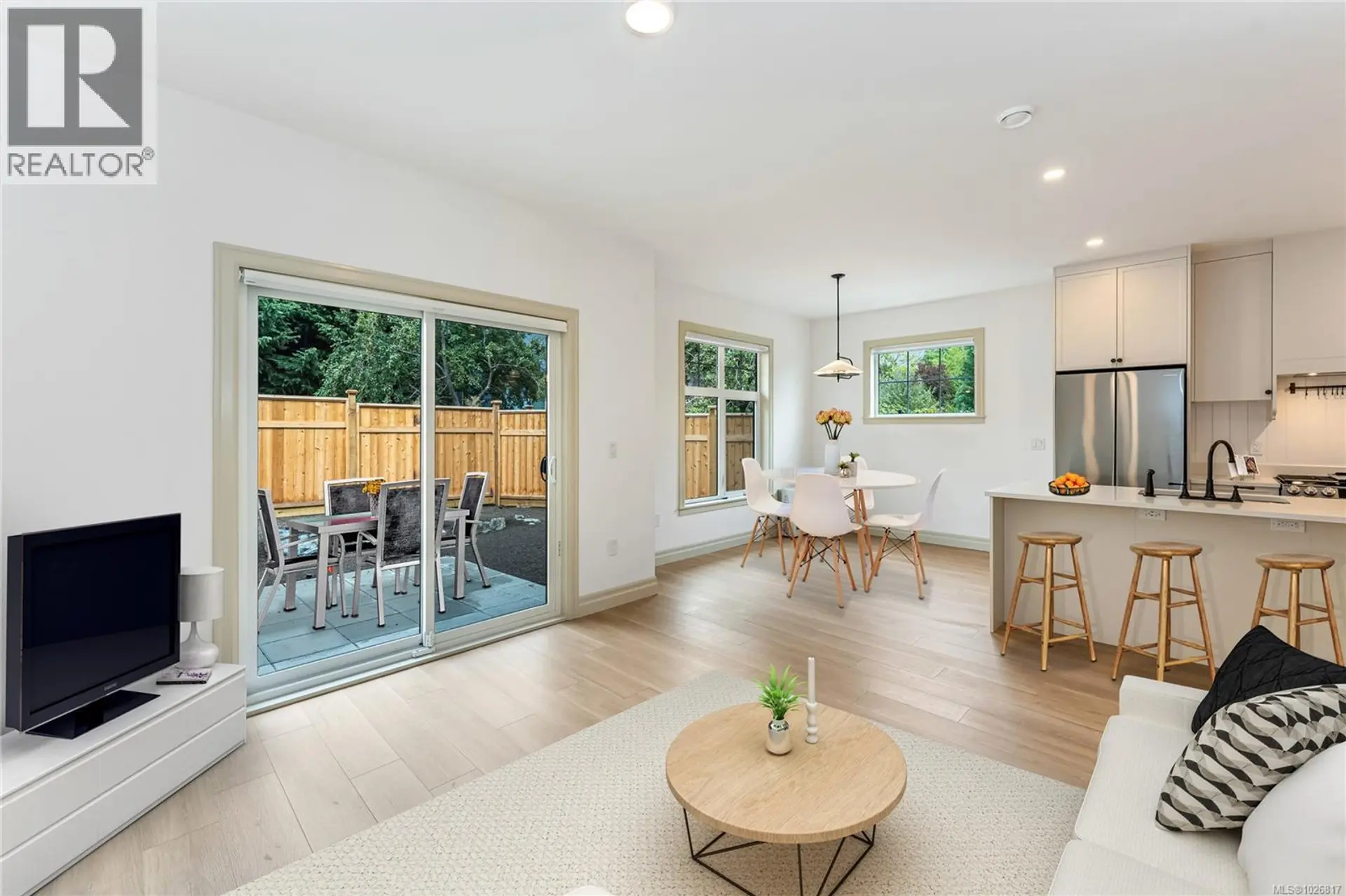 Property at #3 3098 WASHINGTON AVE, Victoria, BC