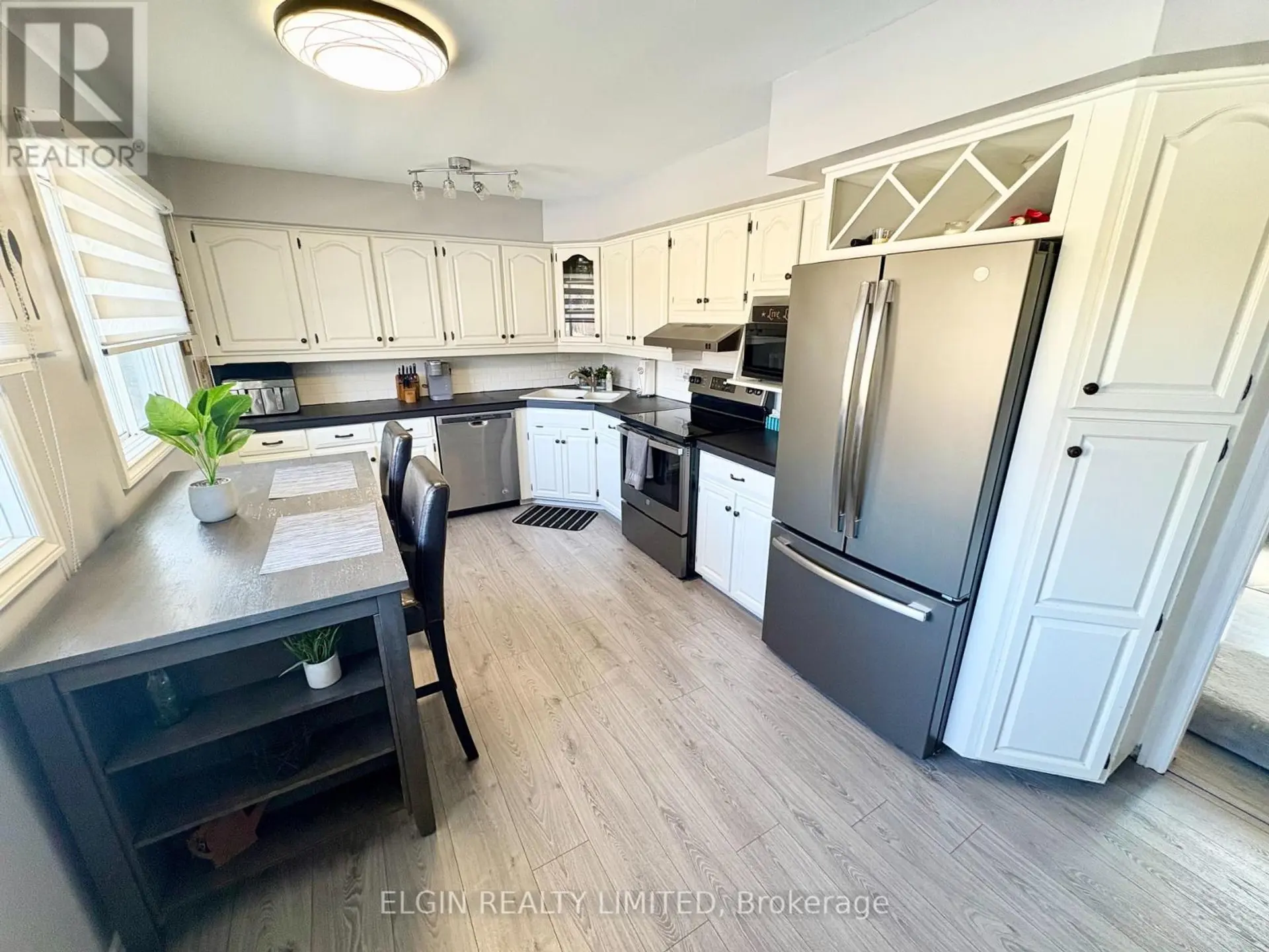 66 ALDBOROUGH AVENUE - Image 7