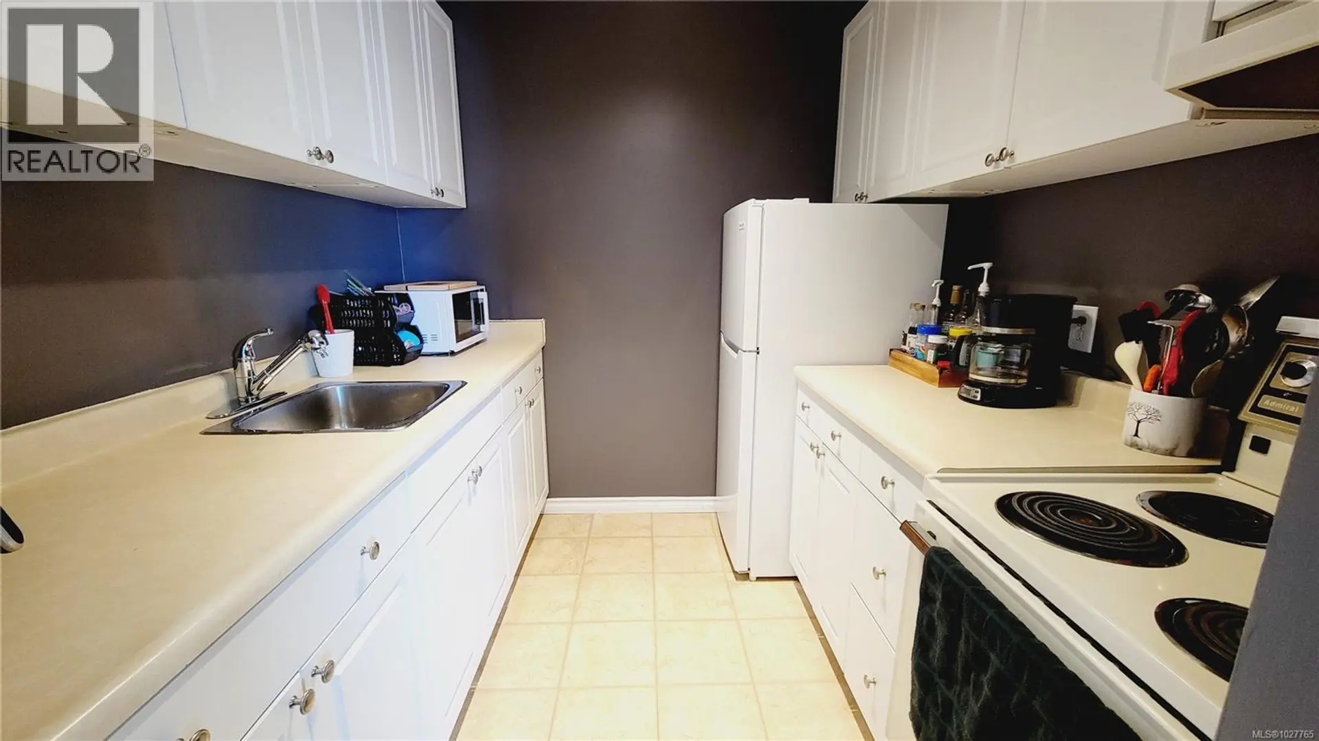 Property at #401 175 CENTENNIAL DR, Courtenay, BC