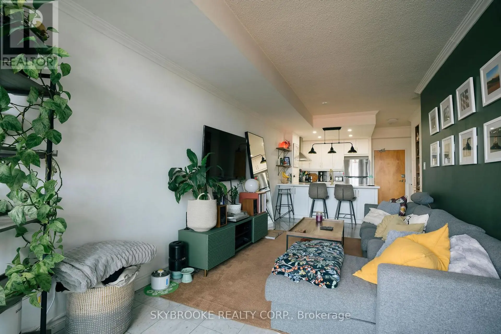 #907 39 PARLIAMENT STREET - Image 8