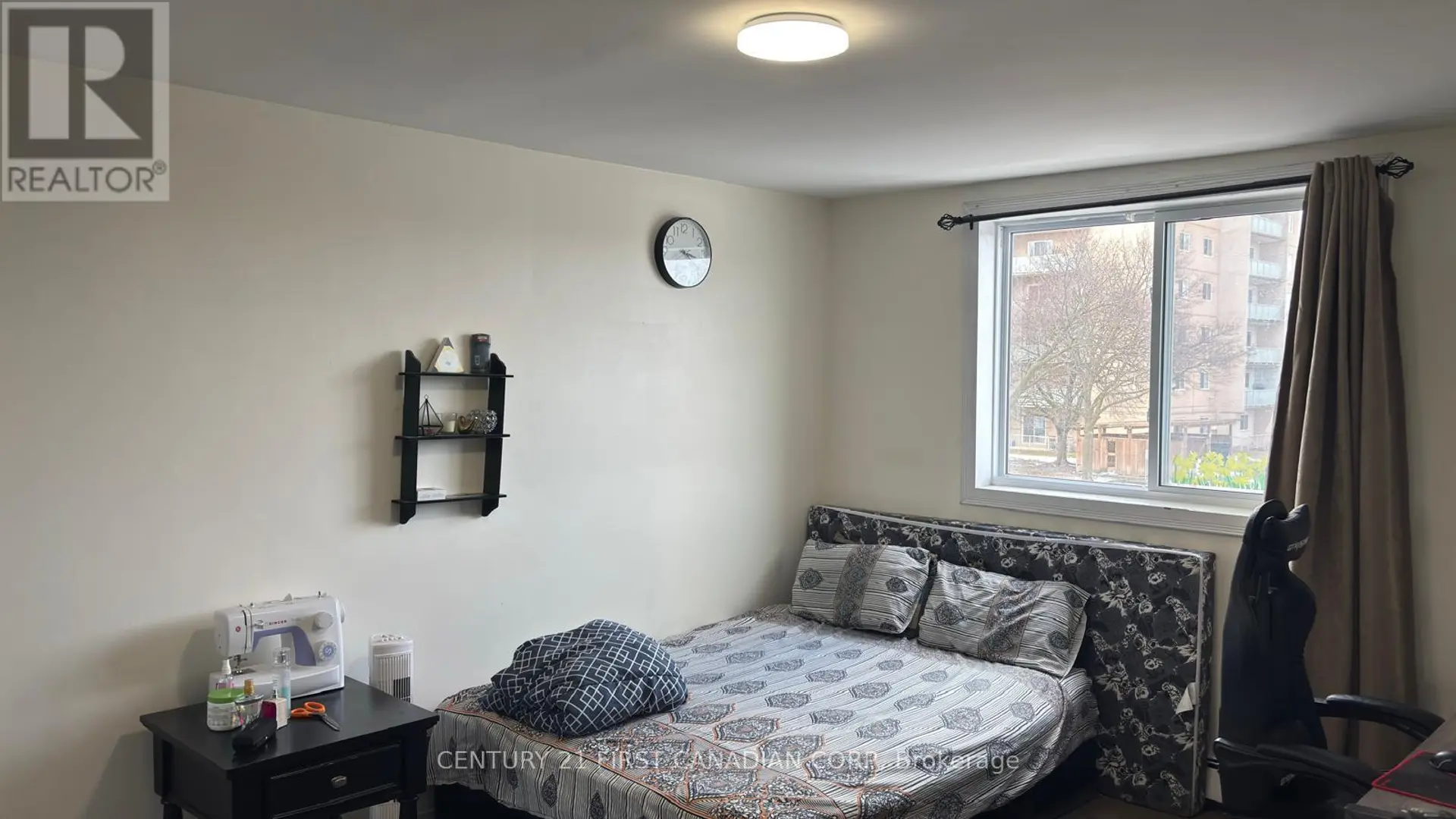 #210 573 MORNINGTON AVENUE - Image 11