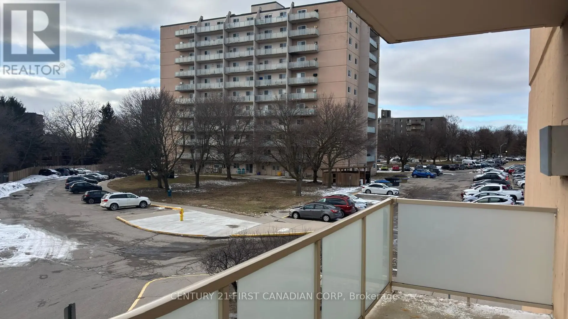 #210 573 MORNINGTON AVENUE - Image 4
