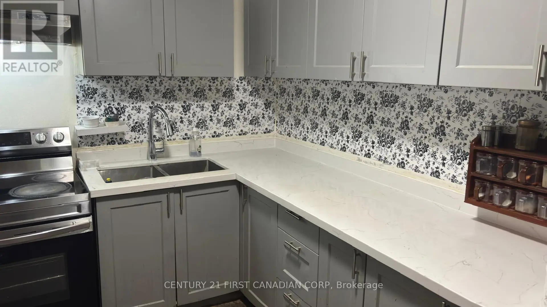 #210 573 MORNINGTON AVENUE - Image 6