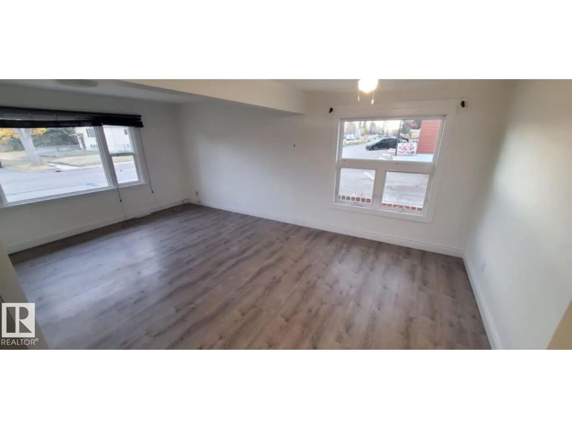6422 132 AV NW - Image 3