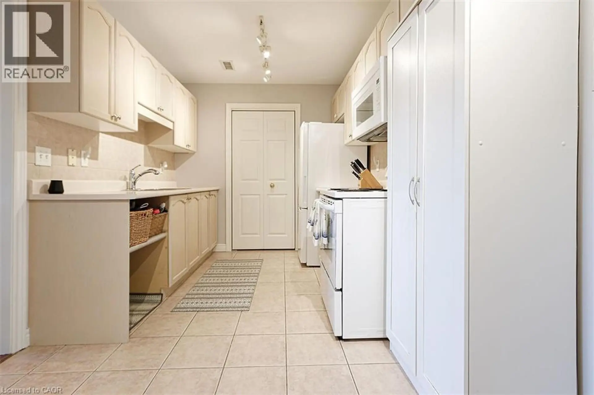 #506 2085 AMHERST HEIGHTS Drive Unit# 506 - Image 6