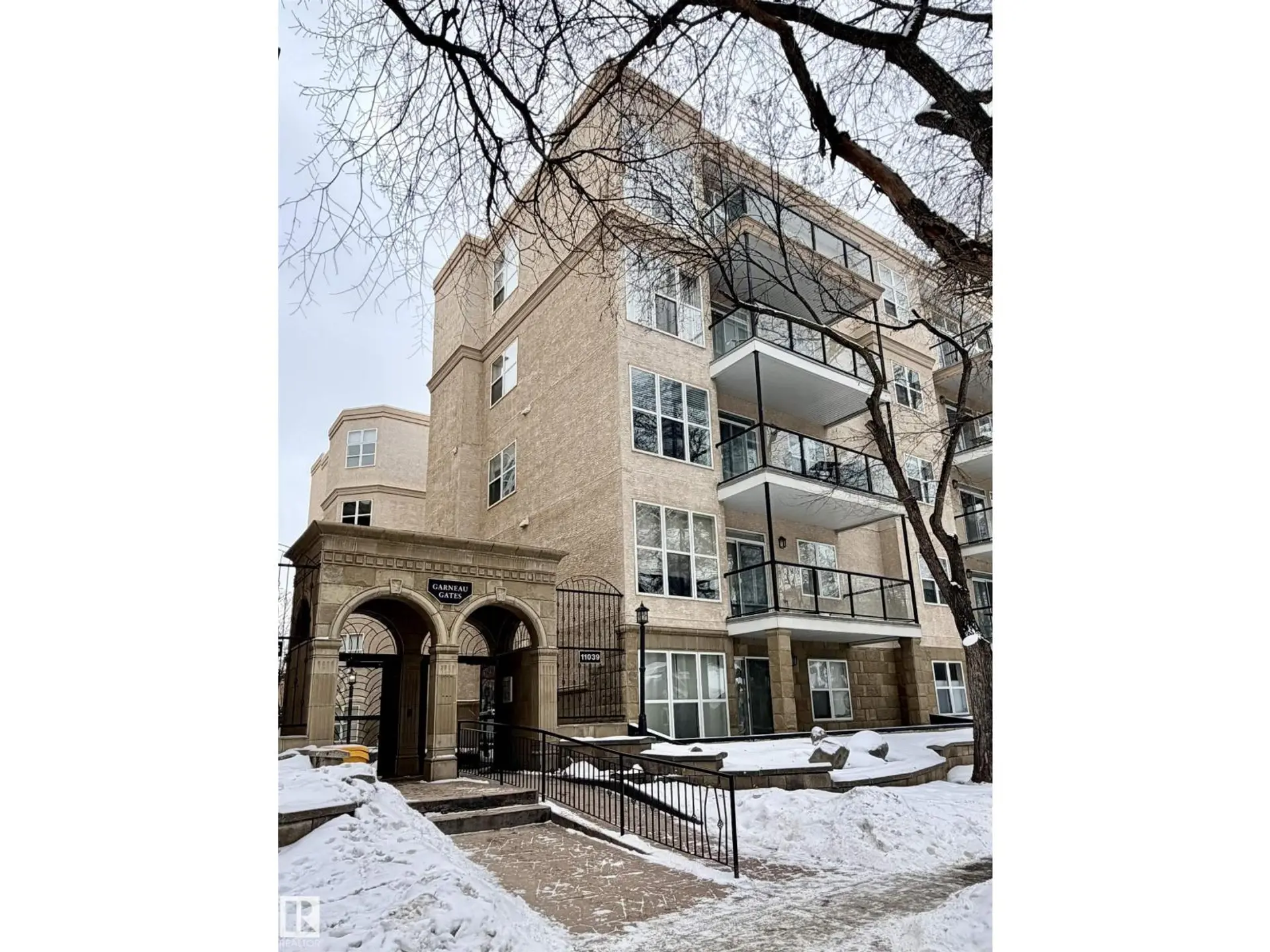 #115 11039 83 AV NW - Image 1