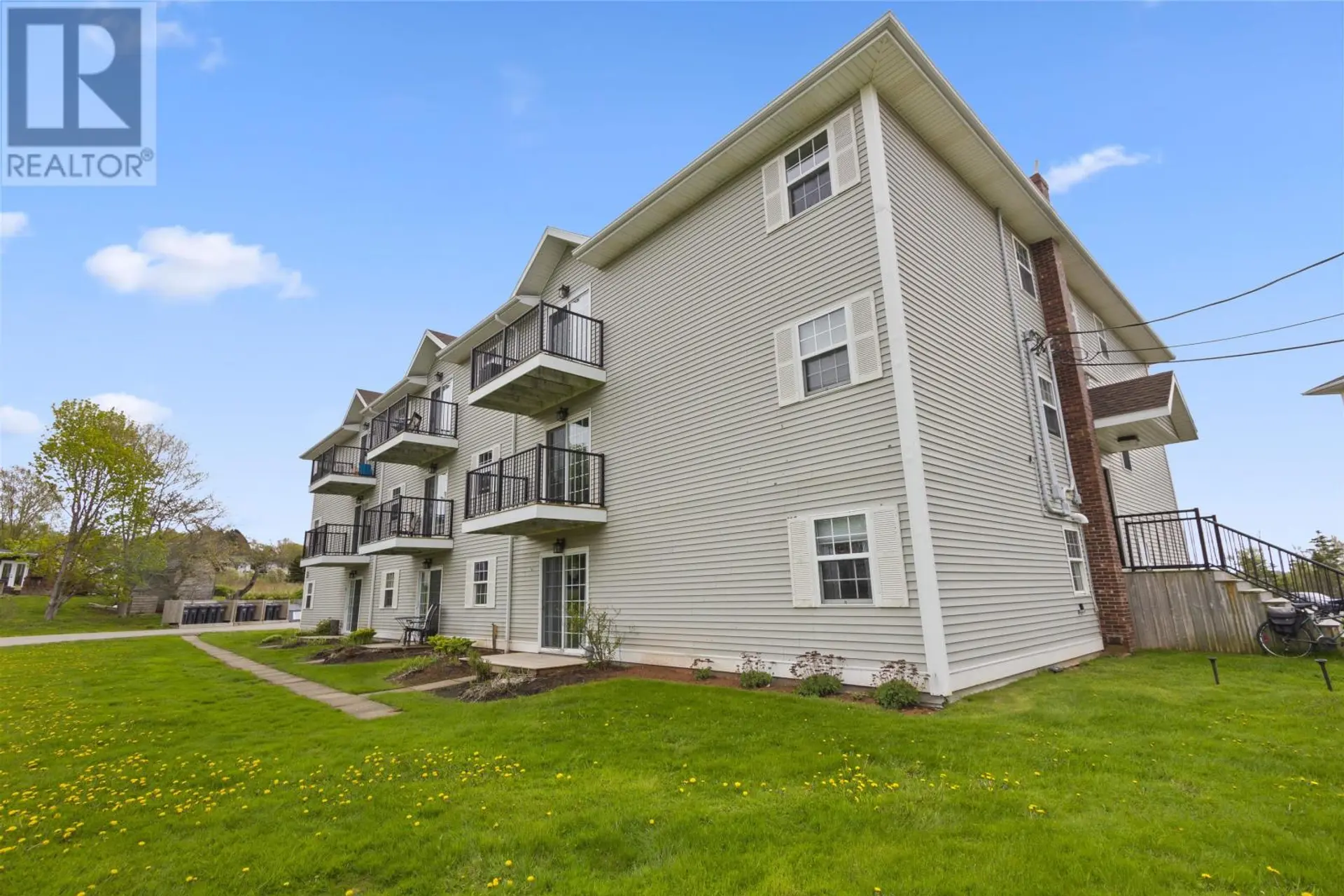 #18 22 Waterview Heights - Image 10