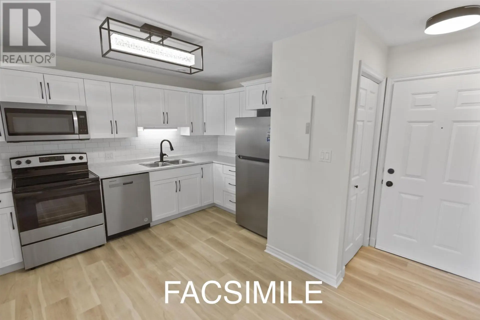 #18 22 Waterview Heights - Image 2