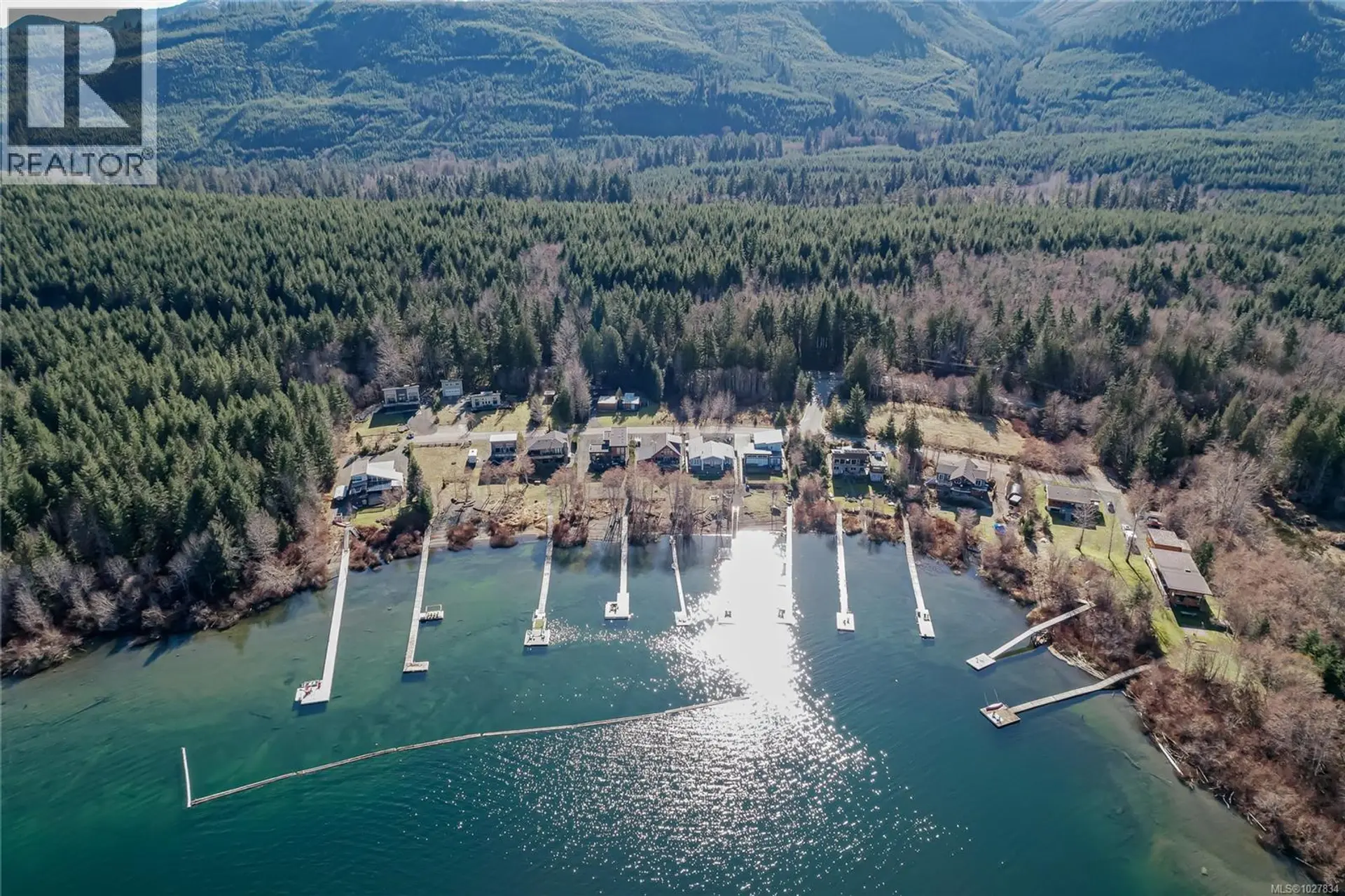 Property at 9854 Stin-Qua Rd, Honeymoon Bay, BC