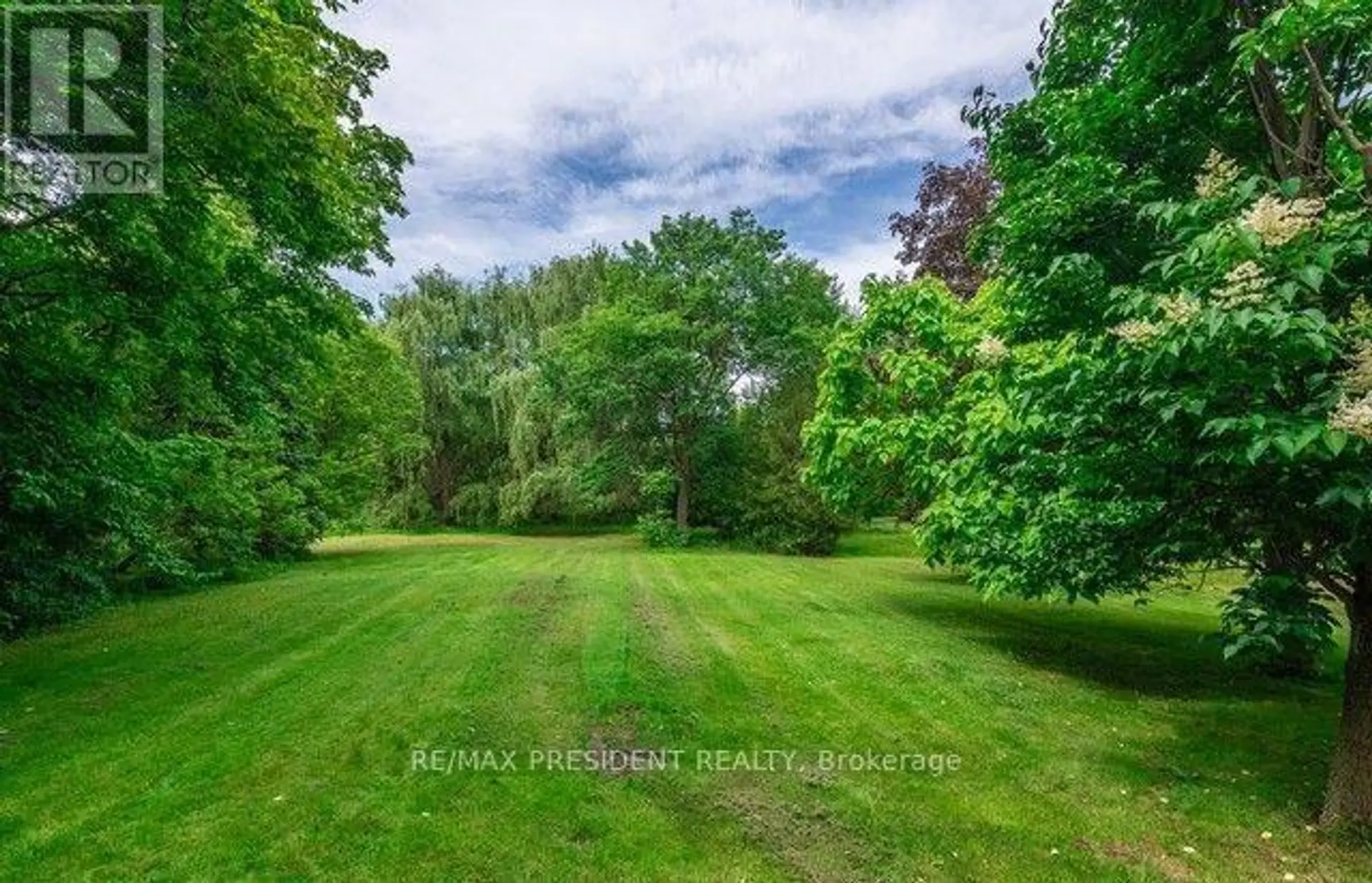 10588 EIGHTH LINE - Image 4