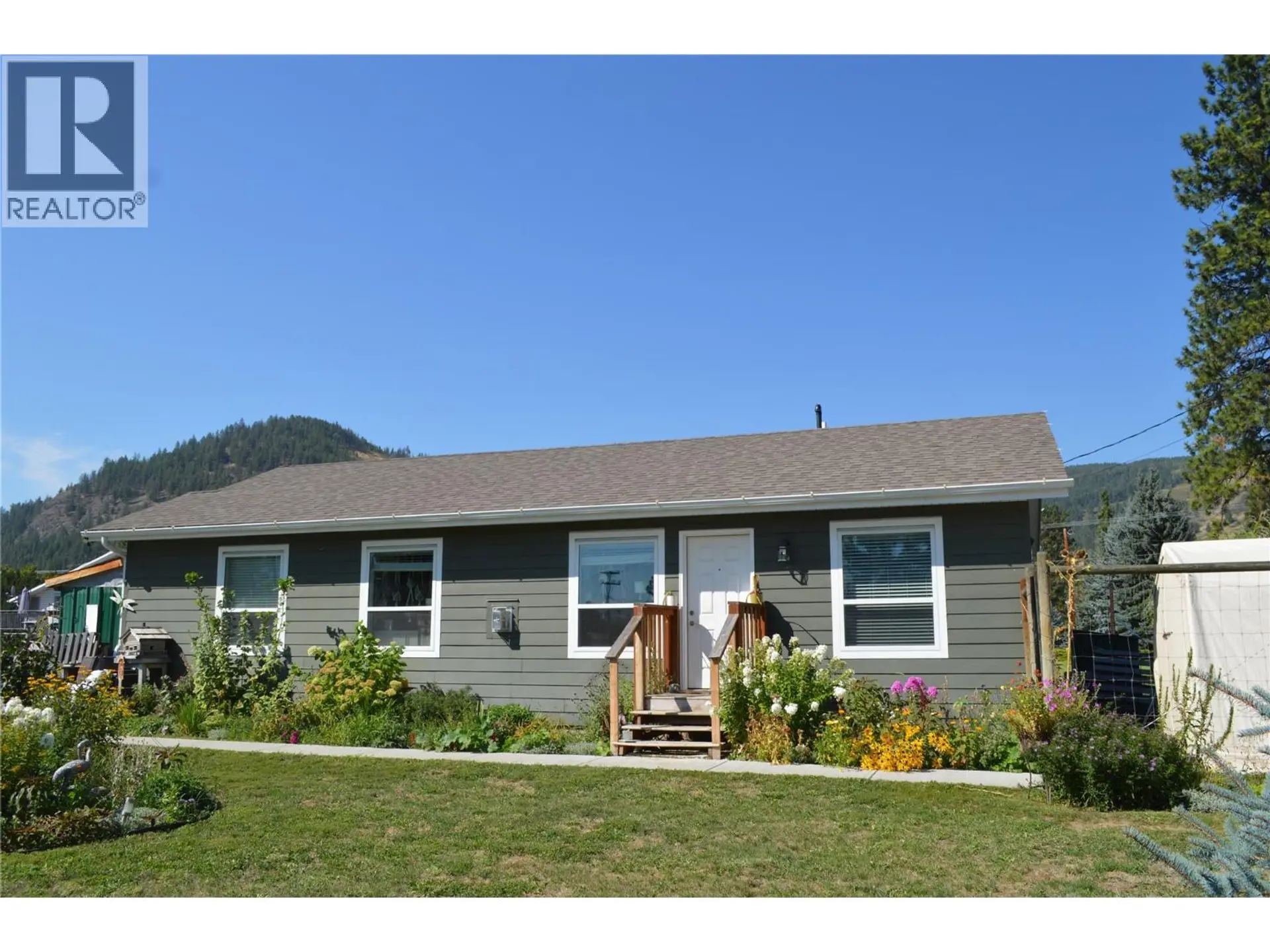 Property at 8187 Donaldson Drive, Grand Forks, BC