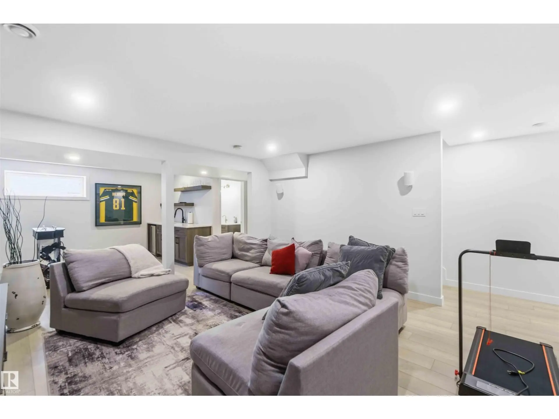 2331 71 ST SW - Image 13