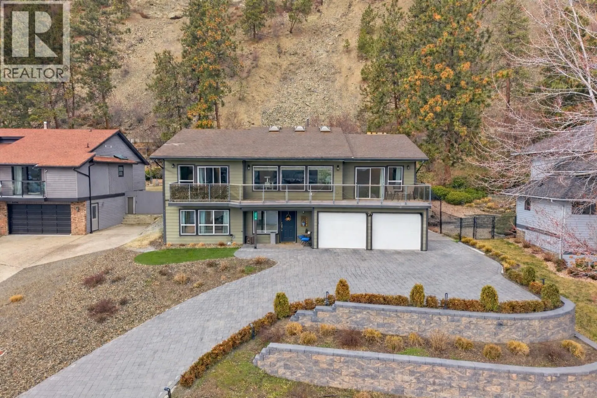 Property at 2218 Omineca Place, Kelowna, BC