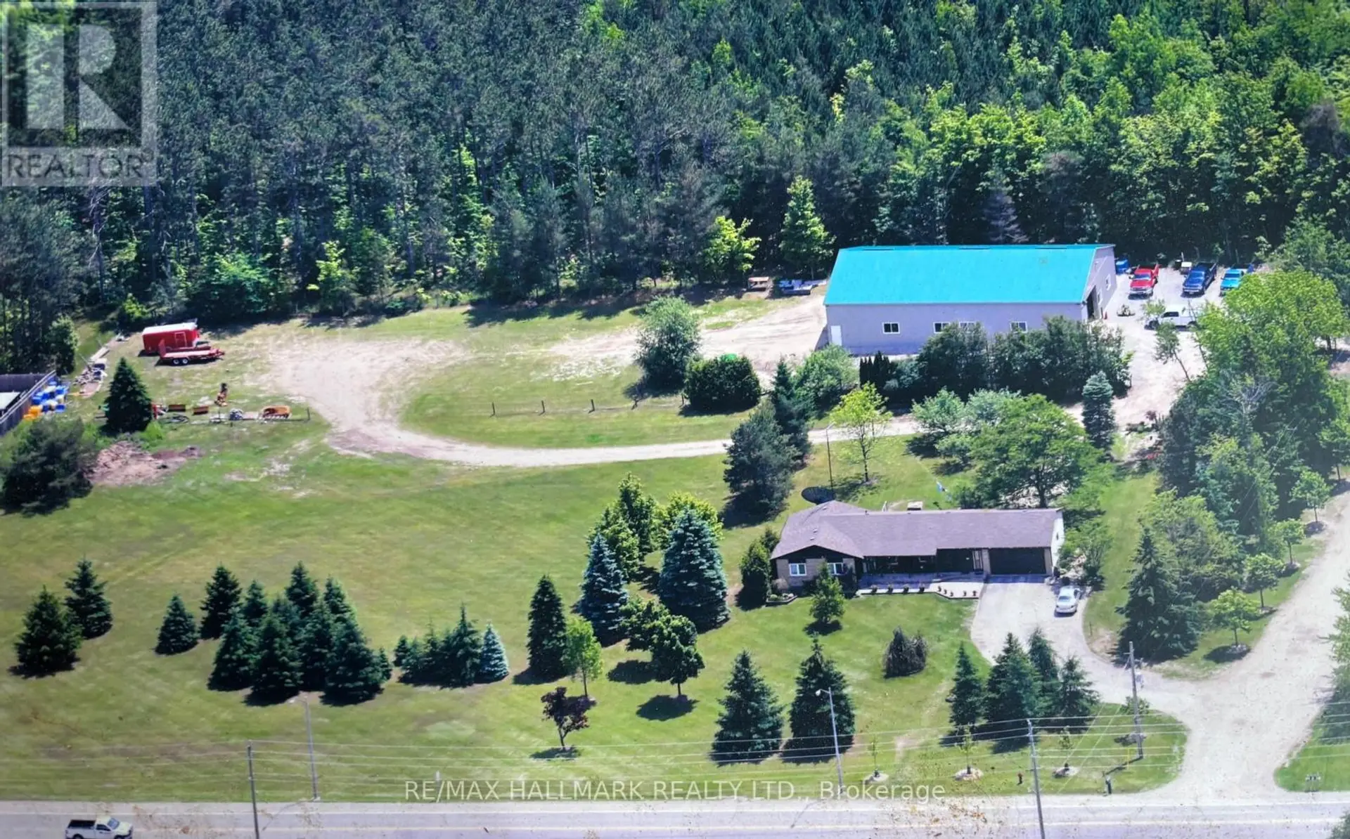 4749 AURORA ROAD E - Image 1