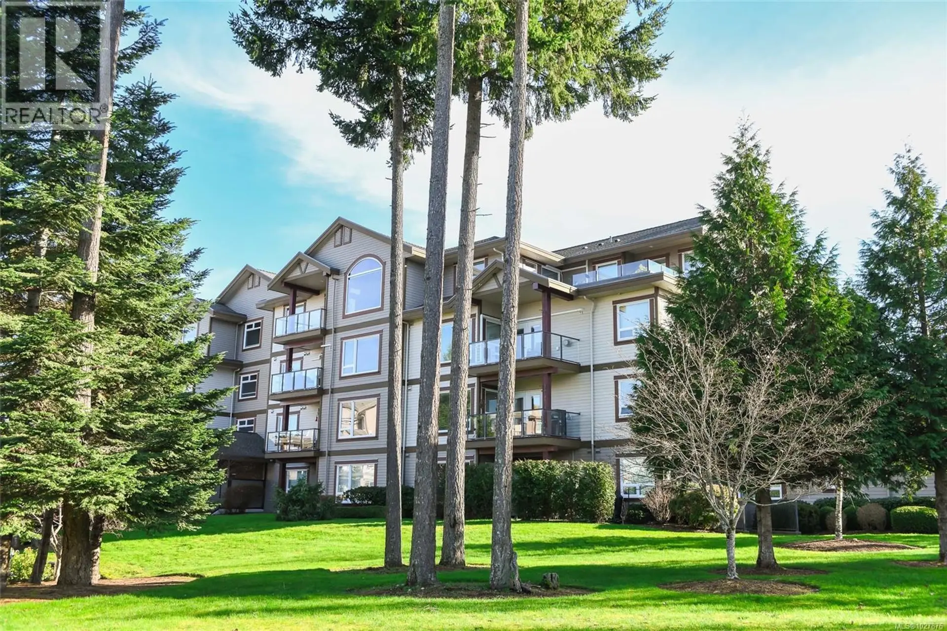 Property at #444 3666 Royal Vista Way, Courtenay, BC