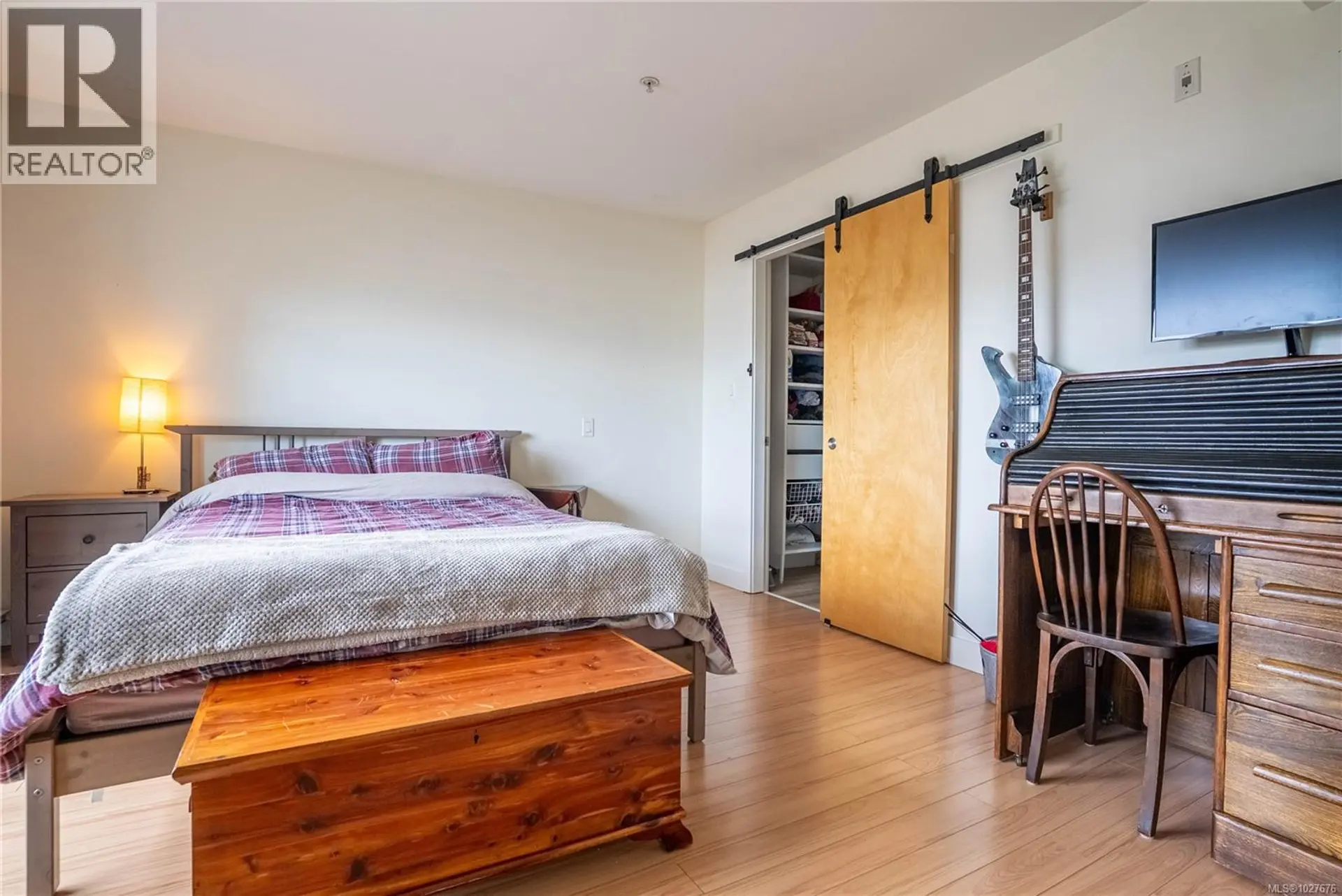 Property at #407 356 GORGE RD E, Victoria, BC