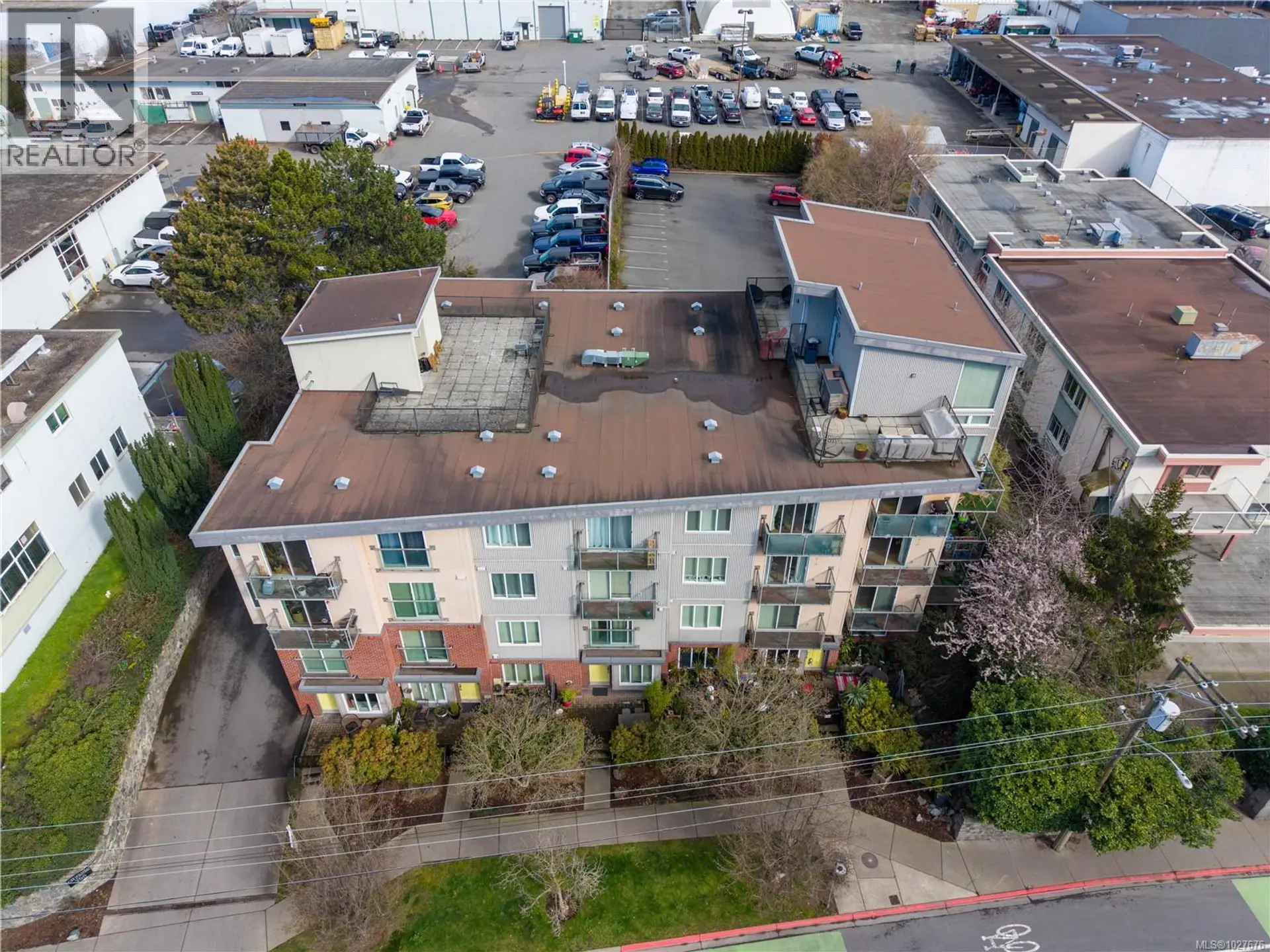 Property at #407 356 GORGE RD E, Victoria, BC