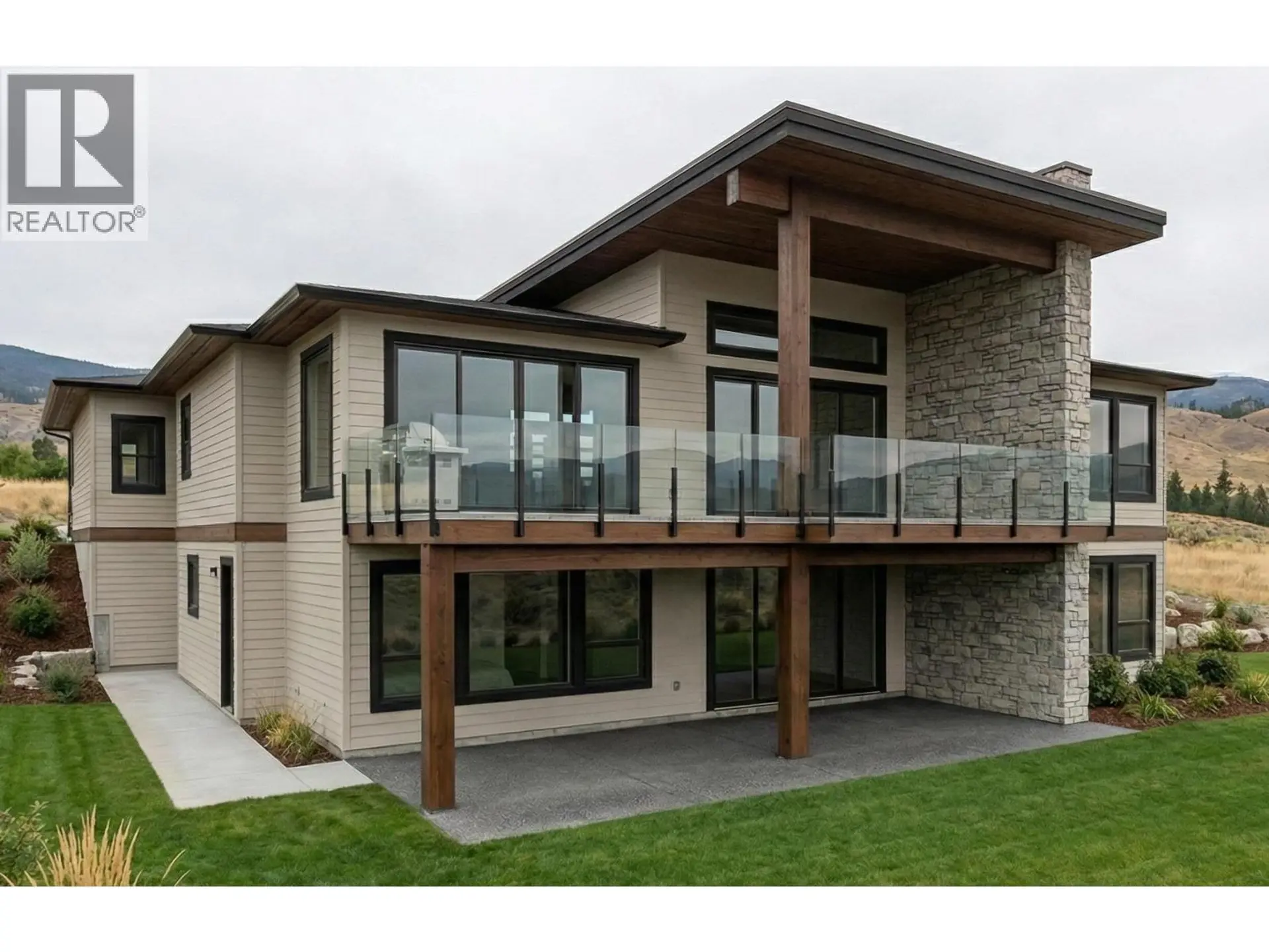 Property at 128 LAKE POINT COURT, Kamloops, BC