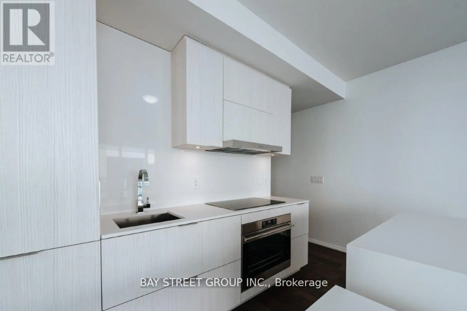 #326 1 BLOOR STREET E - Image 5