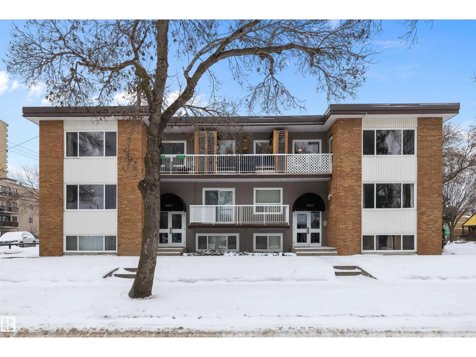 #4 8803 101 ST NW - Image 1