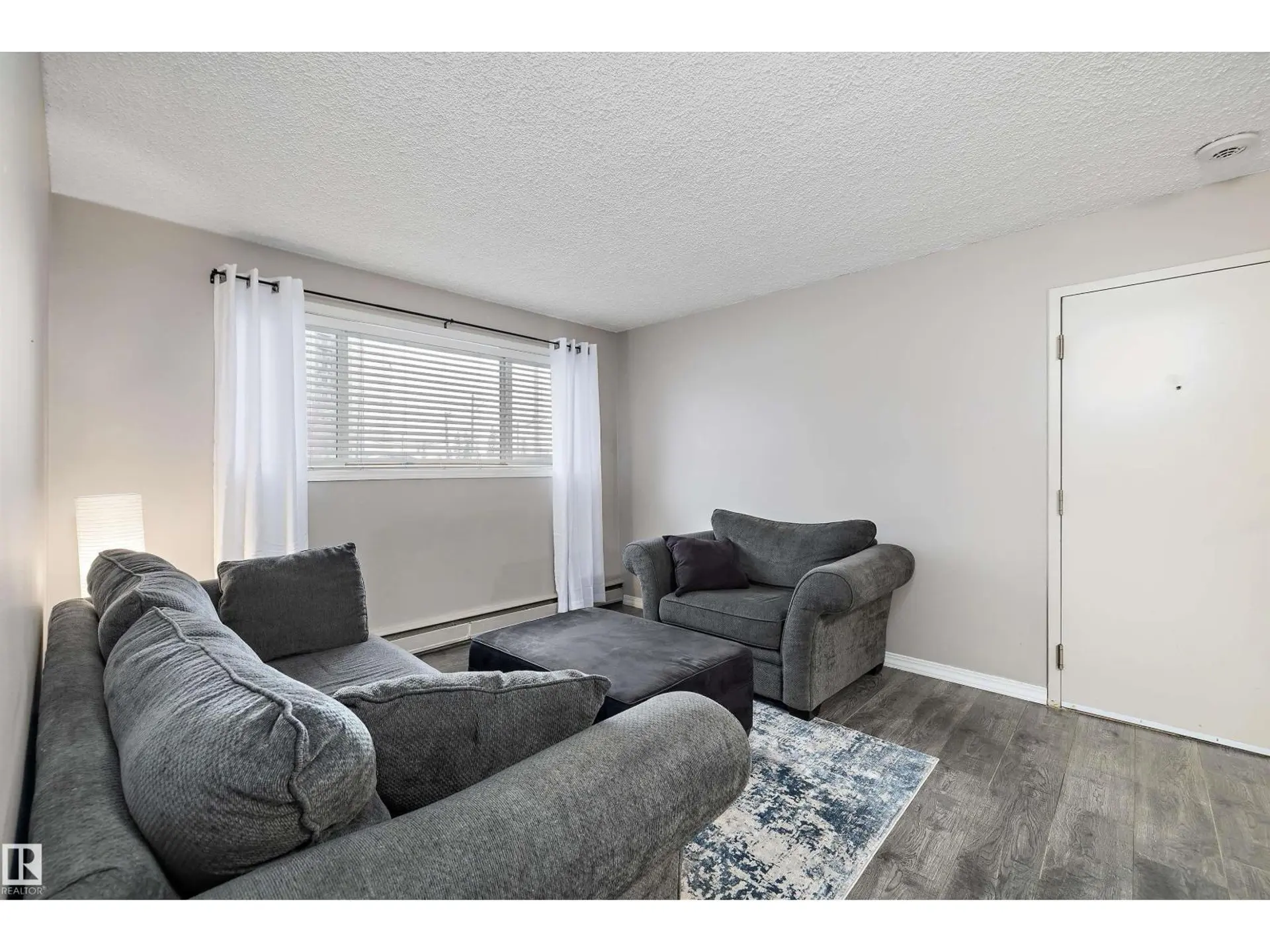 #4 8803 101 ST NW - Image 11