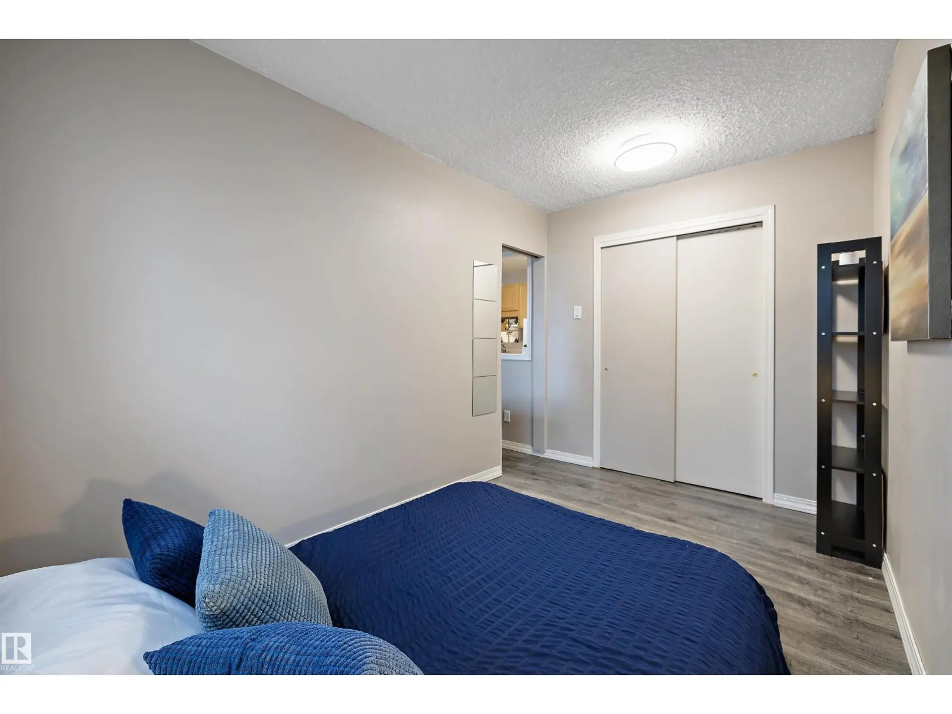 #4 8803 101 ST NW - Image 16