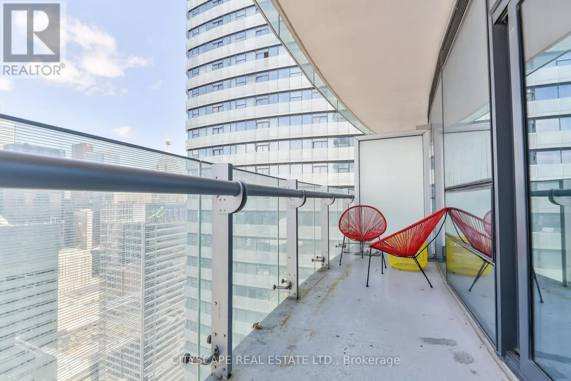 #4209 12 YORK STREET - Image 15