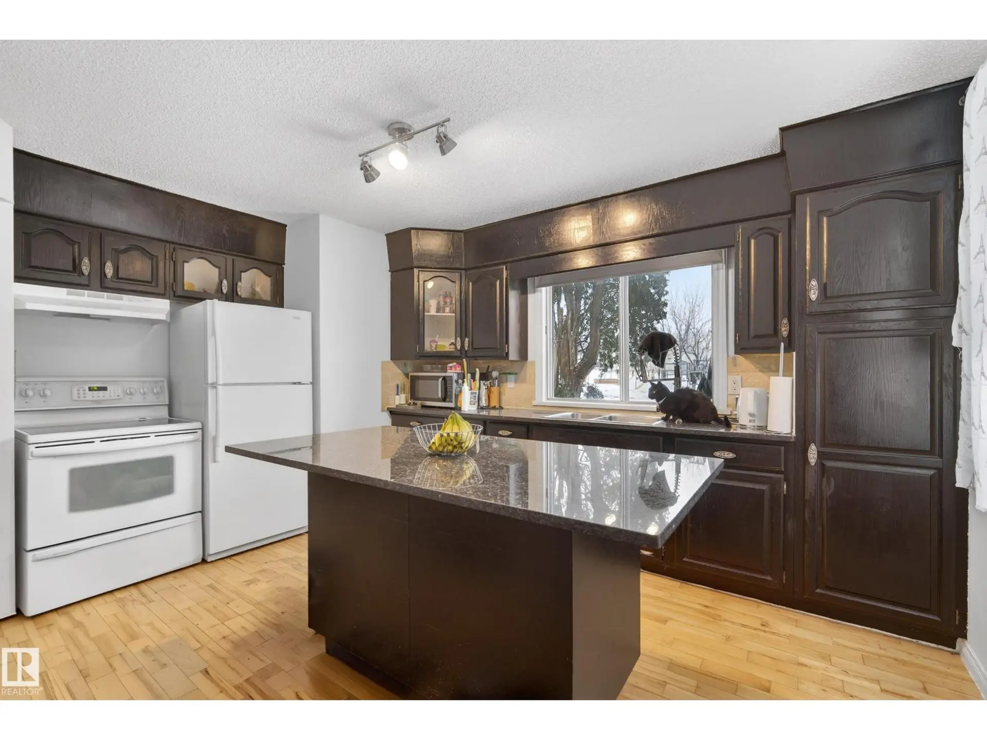 15321 110 AV NW - Image 6