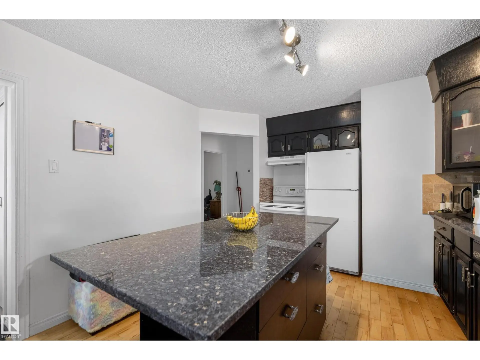 15321 110 AV NW - Image 7