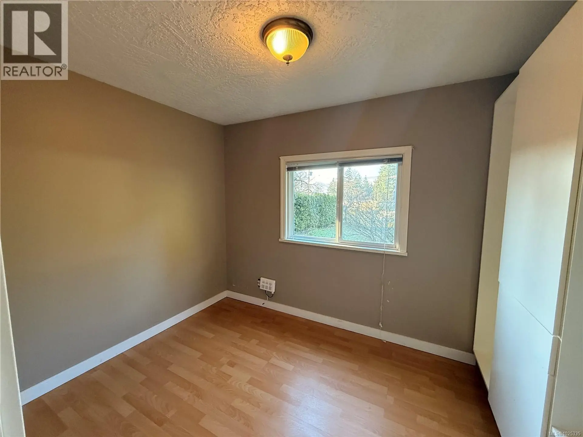 Property at 6001 PINE PARK PL, Nanaimo, BC