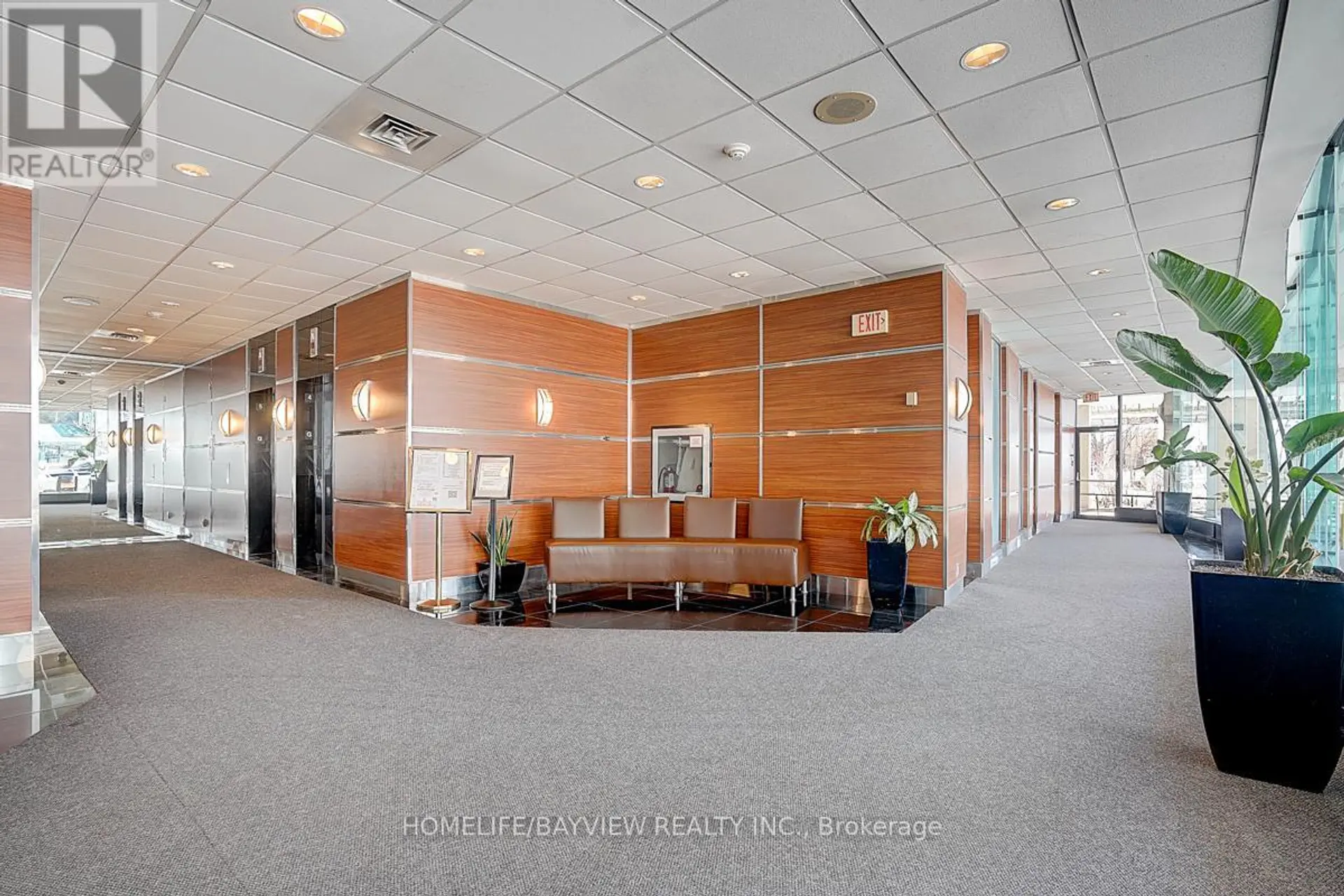 #3108 99 HARBOUR SQUARE - Image 3