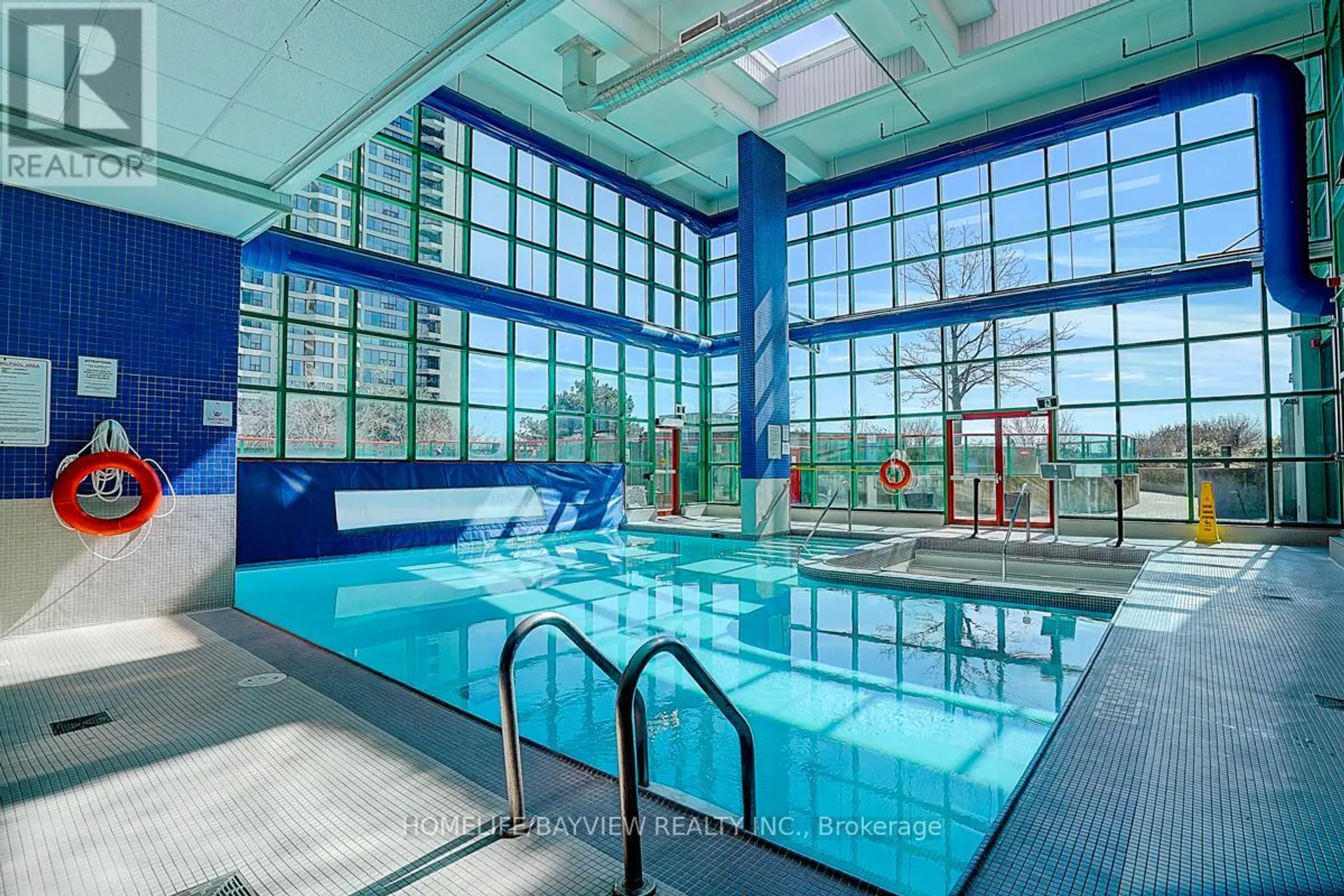 #3108 99 HARBOUR SQUARE - Image 9