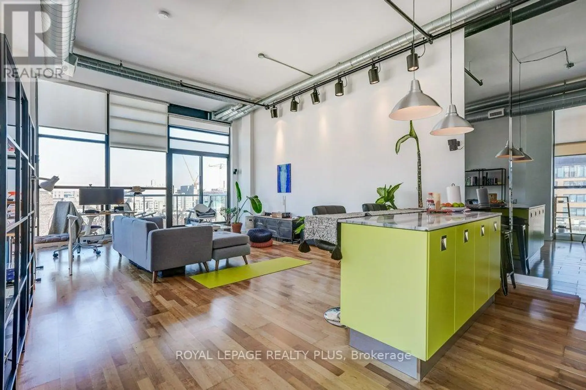 #701 43 HANNA AVENUE - Image 4