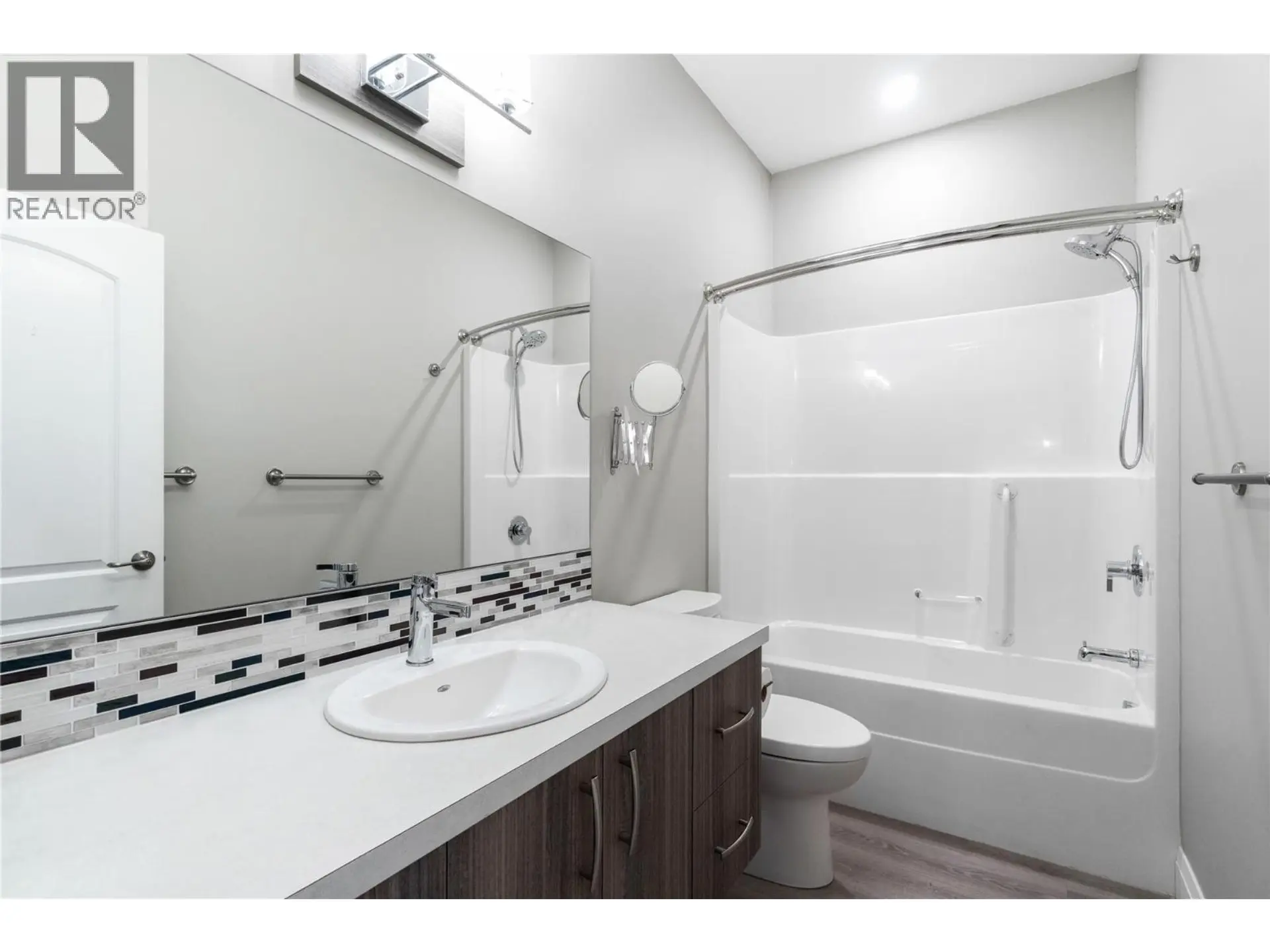 Property at #37 1070 1 STREET SE, Salmon Arm, BC