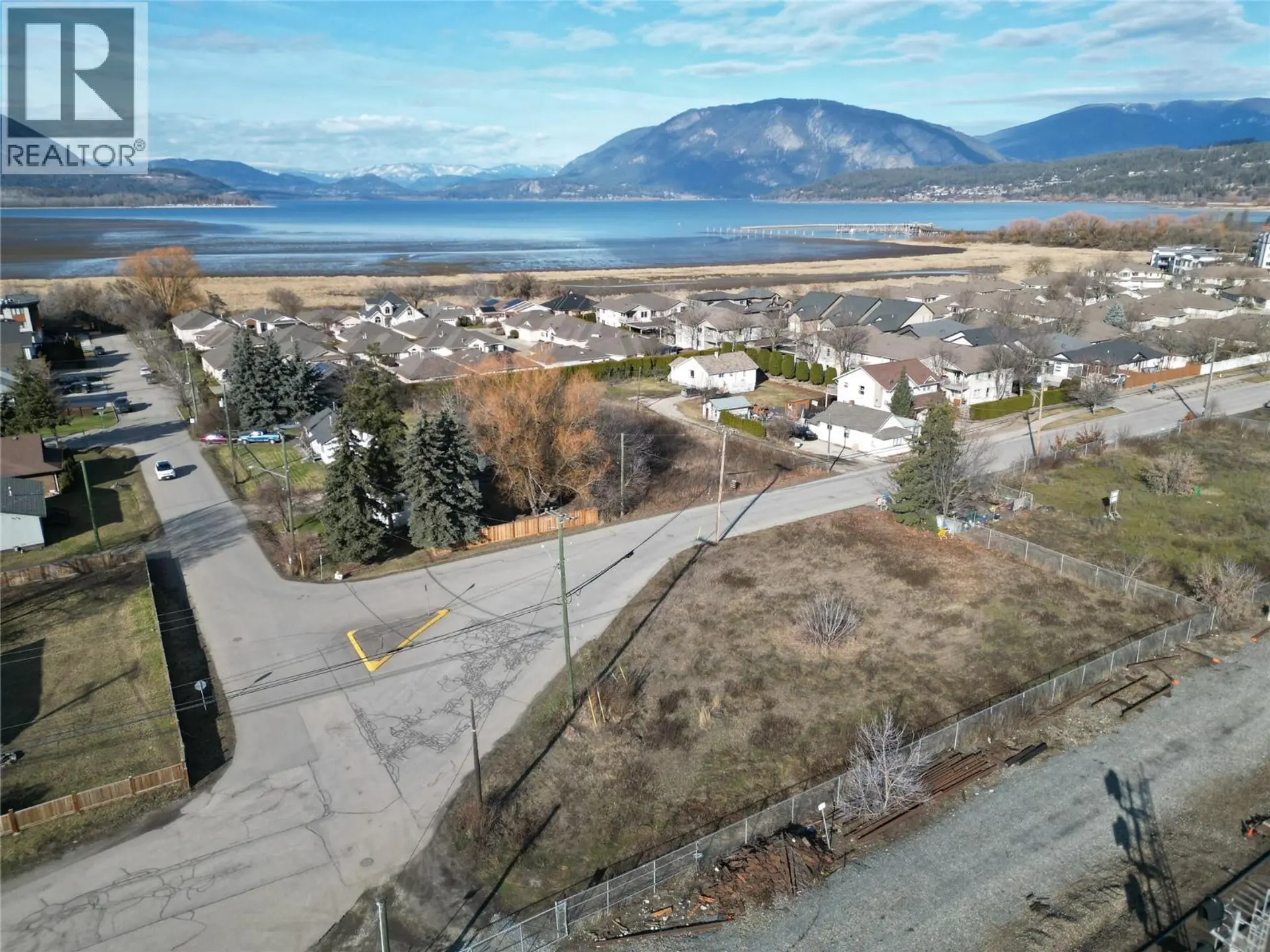 Property at 260 BEATTY AVENUE NW, Salmon Arm, BC