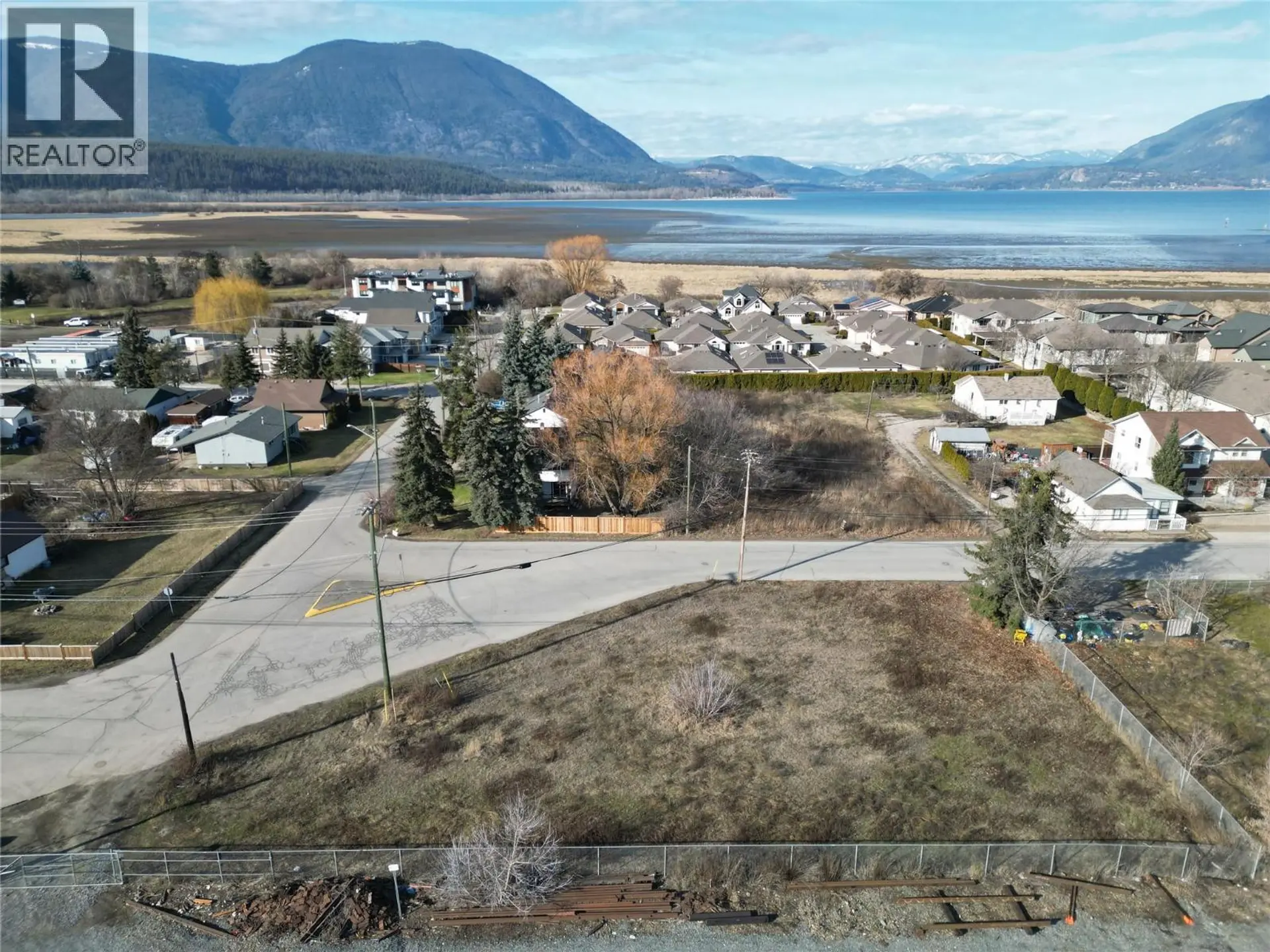 Property at 260 BEATTY AVENUE NW, Salmon Arm, BC