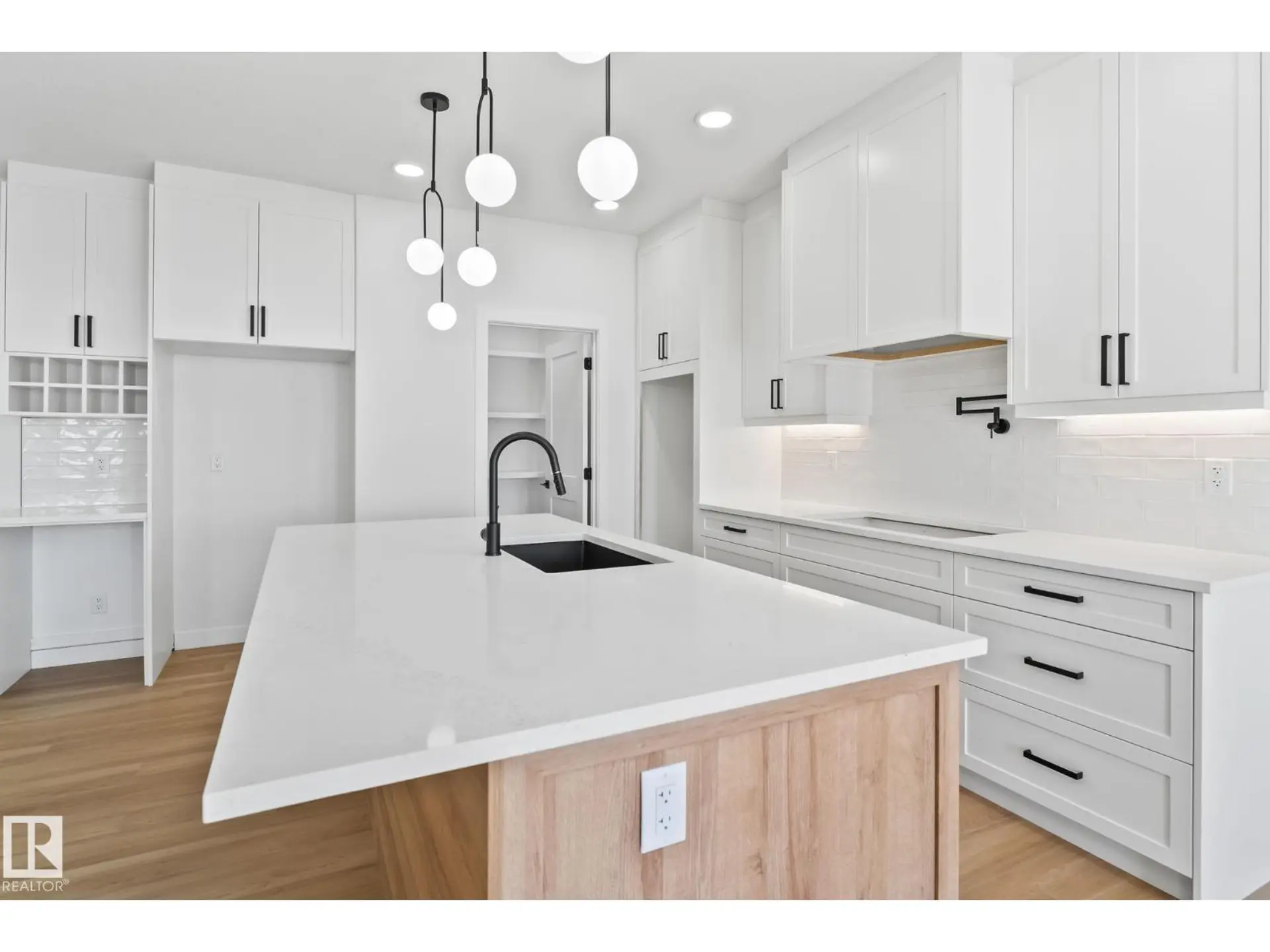 1411 REDPOLL COURT NW - Image 3