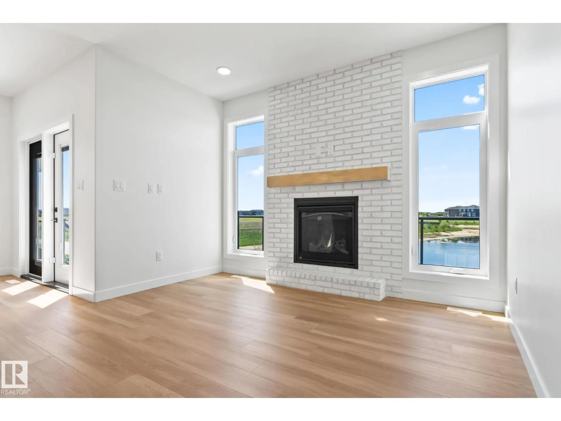 1411 REDPOLL COURT NW - Image 7