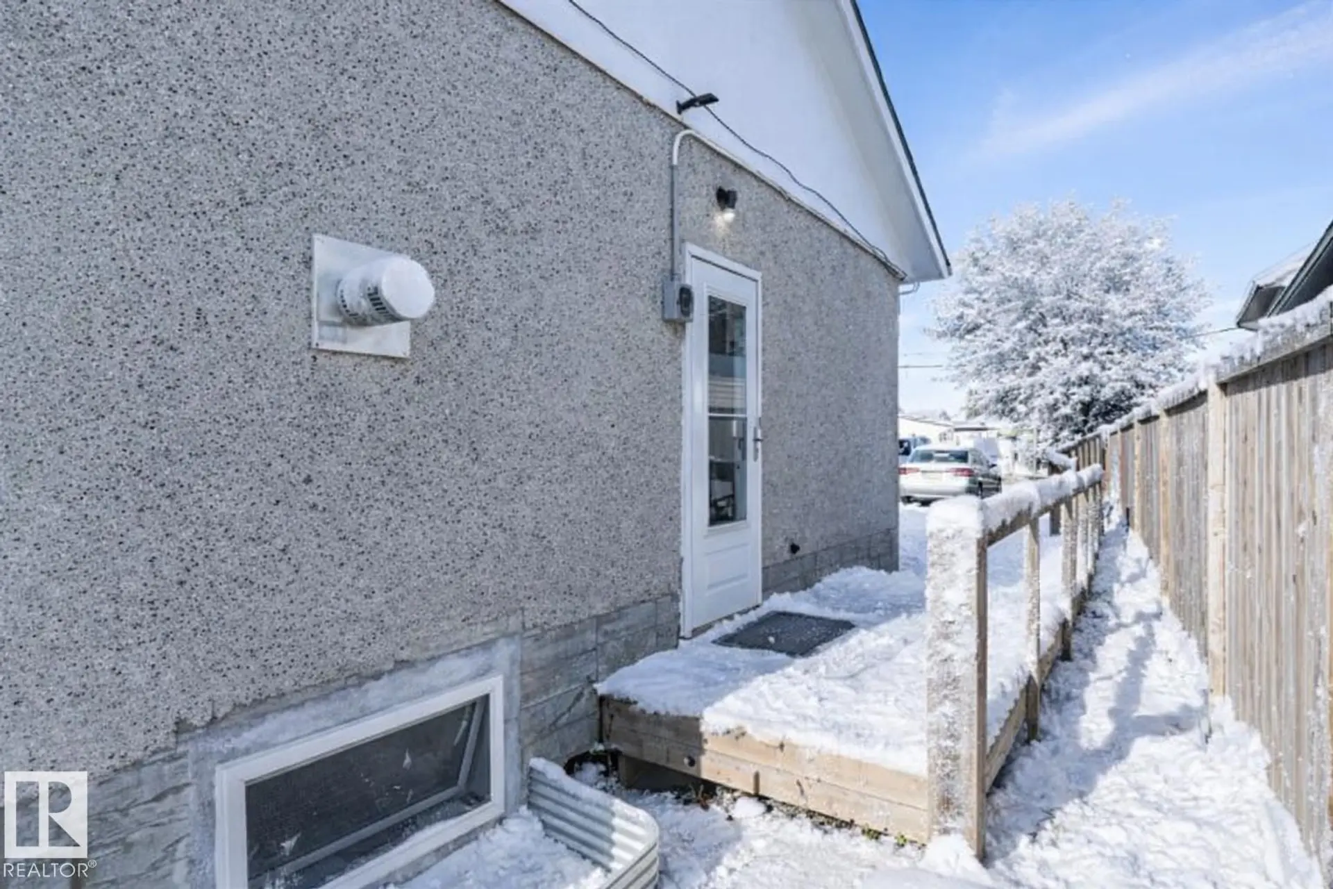 10505 154 ST NW - Image 16