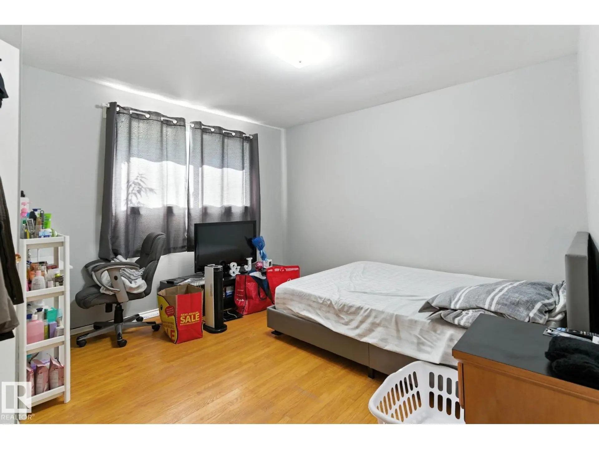 10505 154 ST NW - Image 7