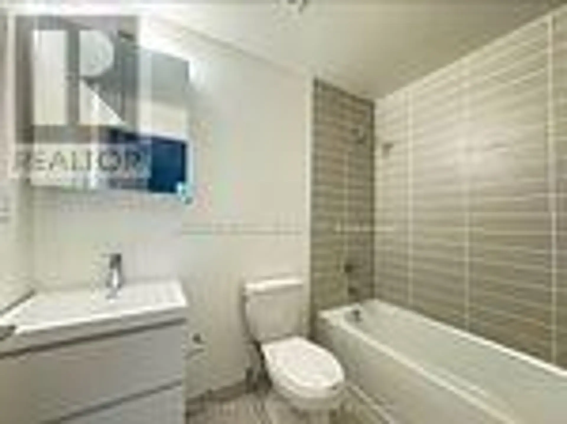 #930 8119 BIRCHMOUNT ROAD - Image 8