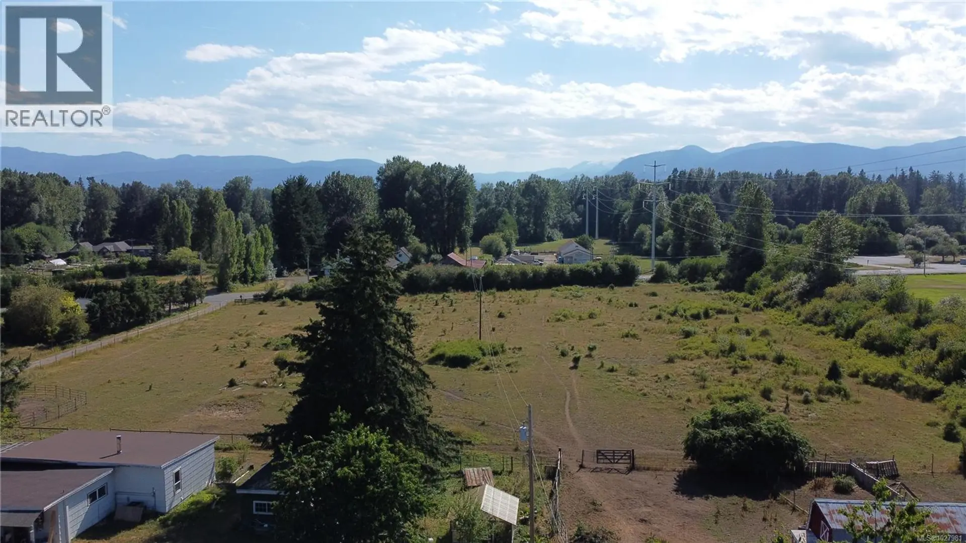 Property at 4766 Headquarters Rd, Courtenay, BC