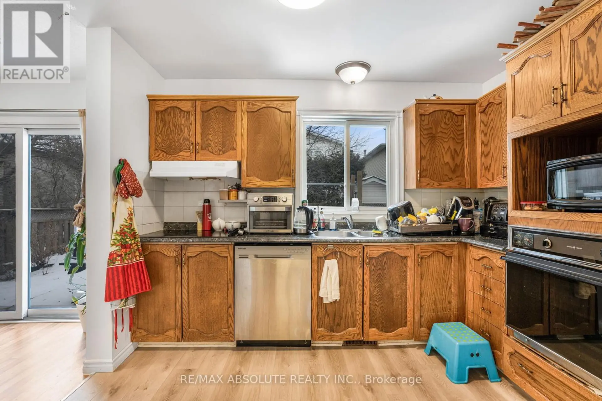 677 MATHIEU WAY - Image 5