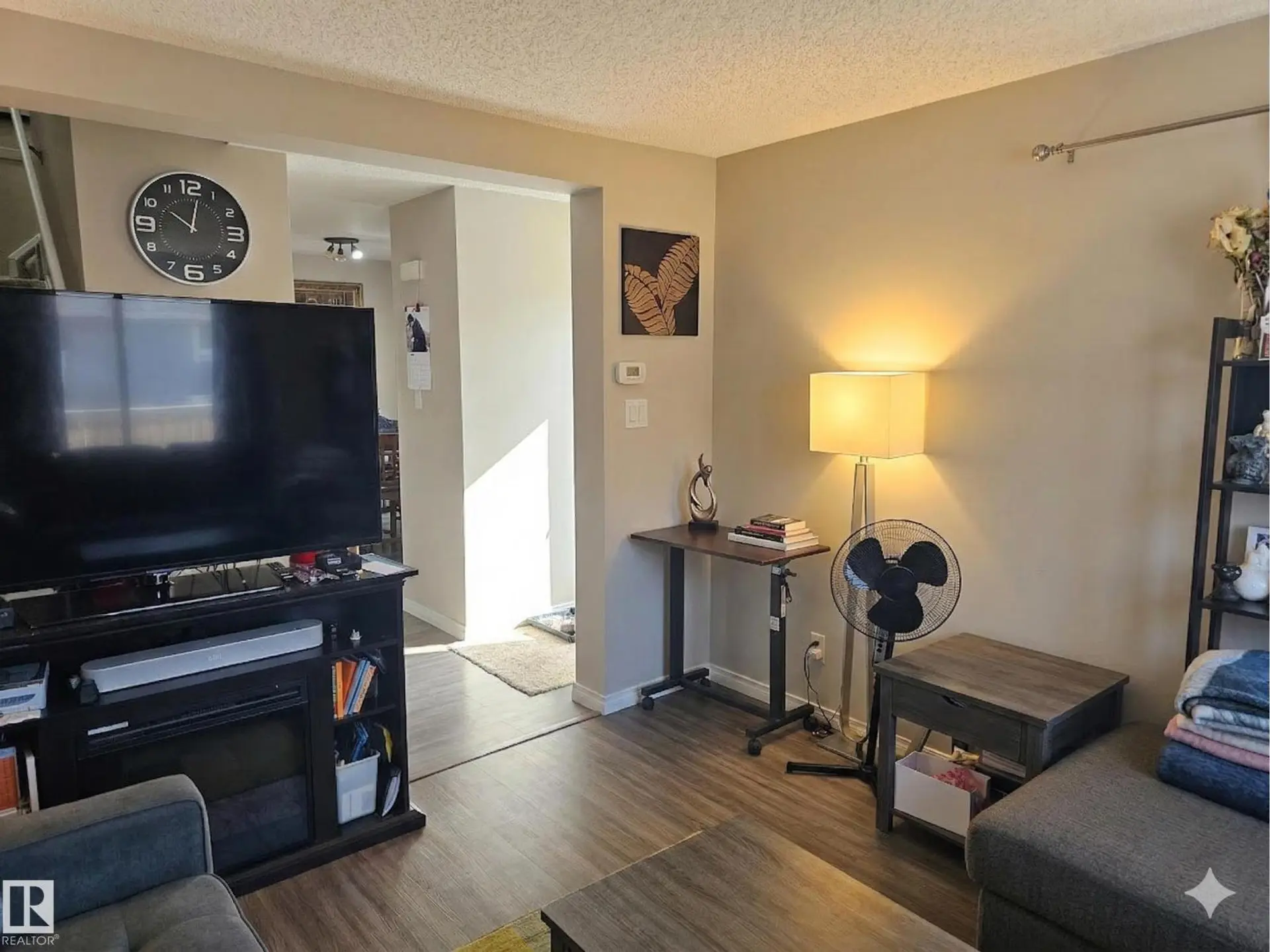 223 KASKITAYO CT NW - Image 4