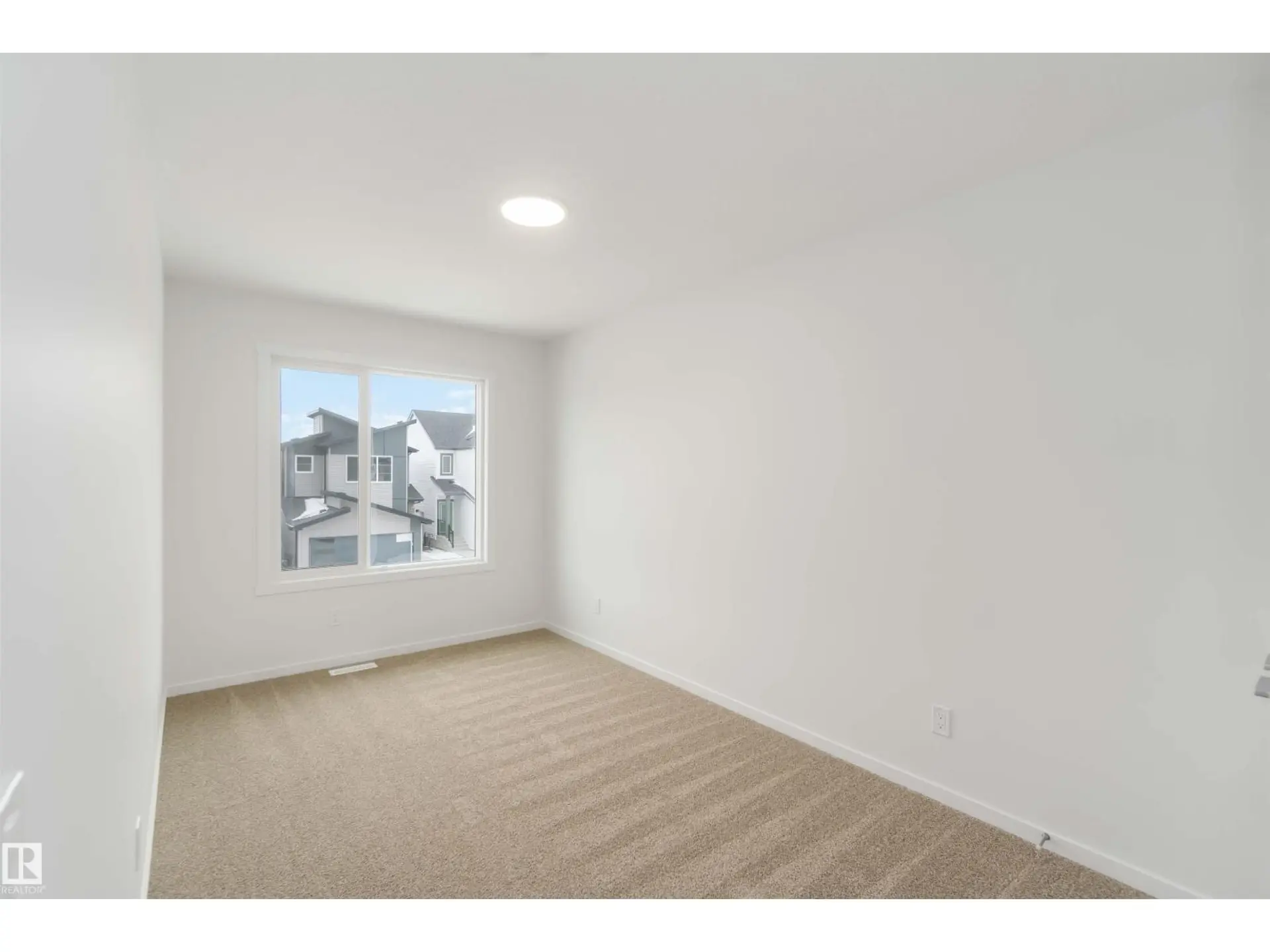 18912 28 AV NW - Image 14