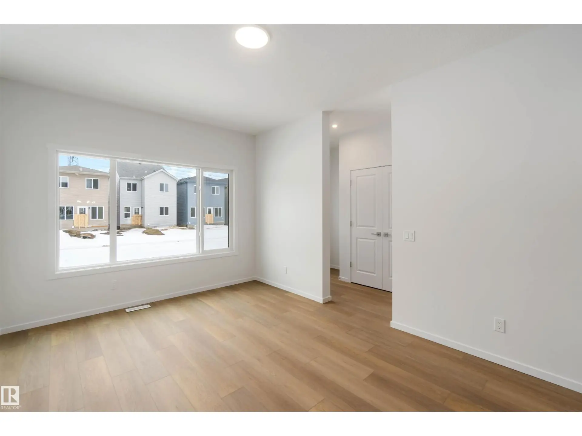 18912 28 AV NW - Image 9