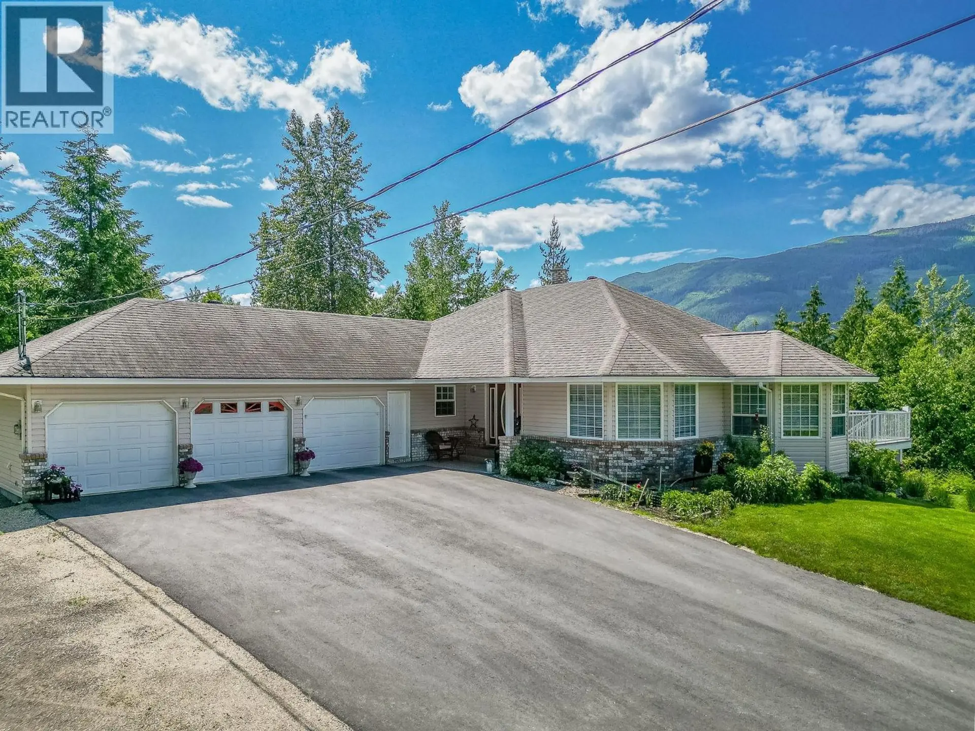 Property at 4340 Sederberg Road, Malakwa, BC