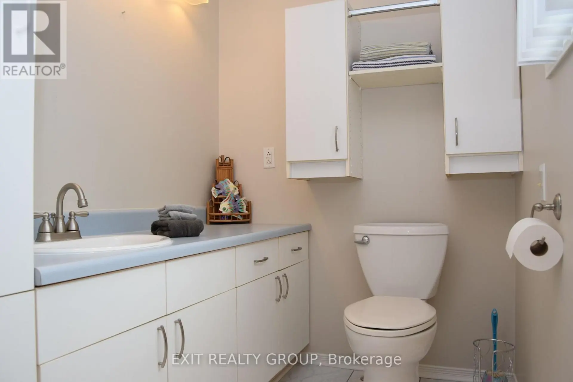 9 EMPIRE BOULEVARD - Image 16