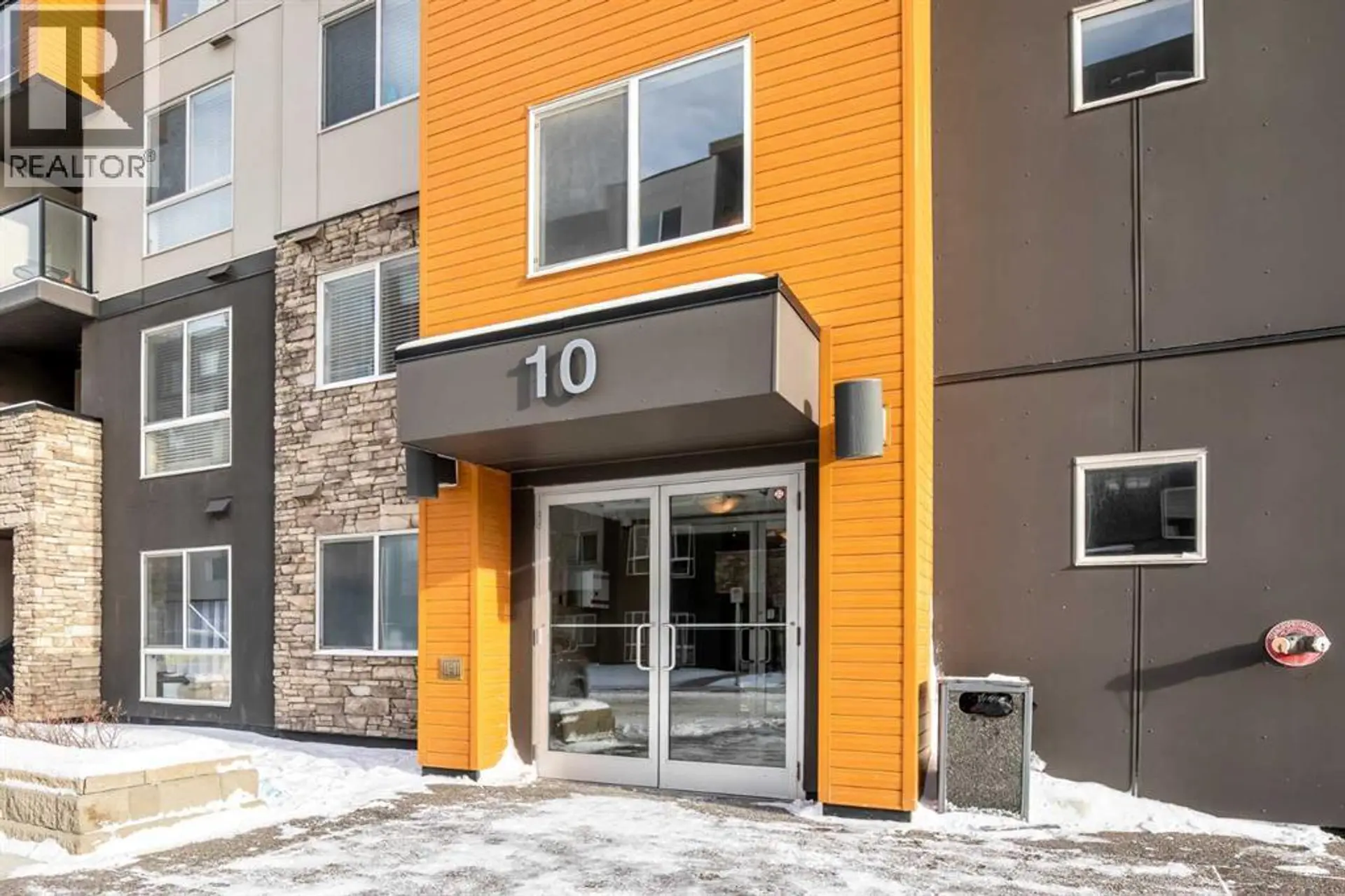 #109 10 KINCORA GLEN PARK NW - Image 2