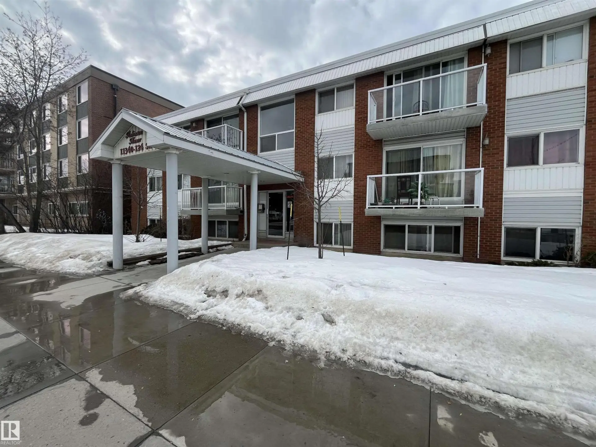 #306 11340 124 ST NW - Image 1